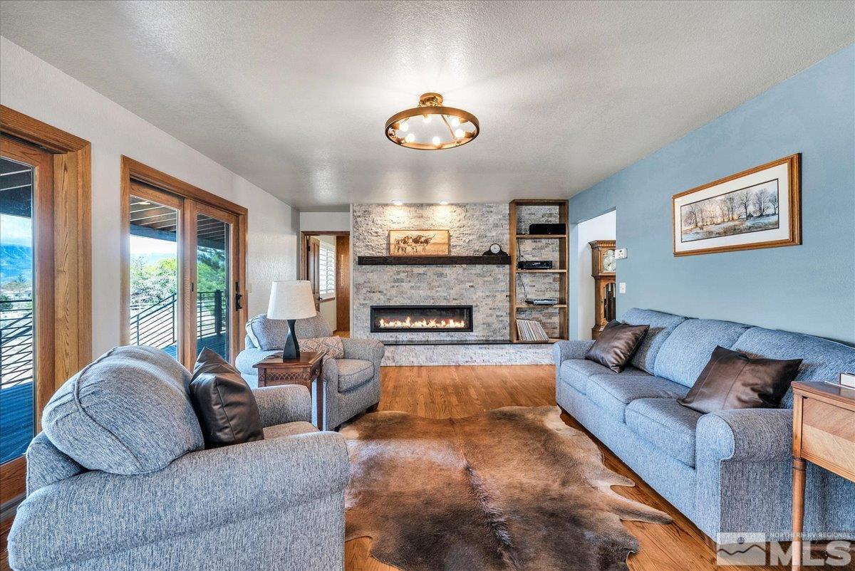 1805 Camas Ct Property Photo 11
