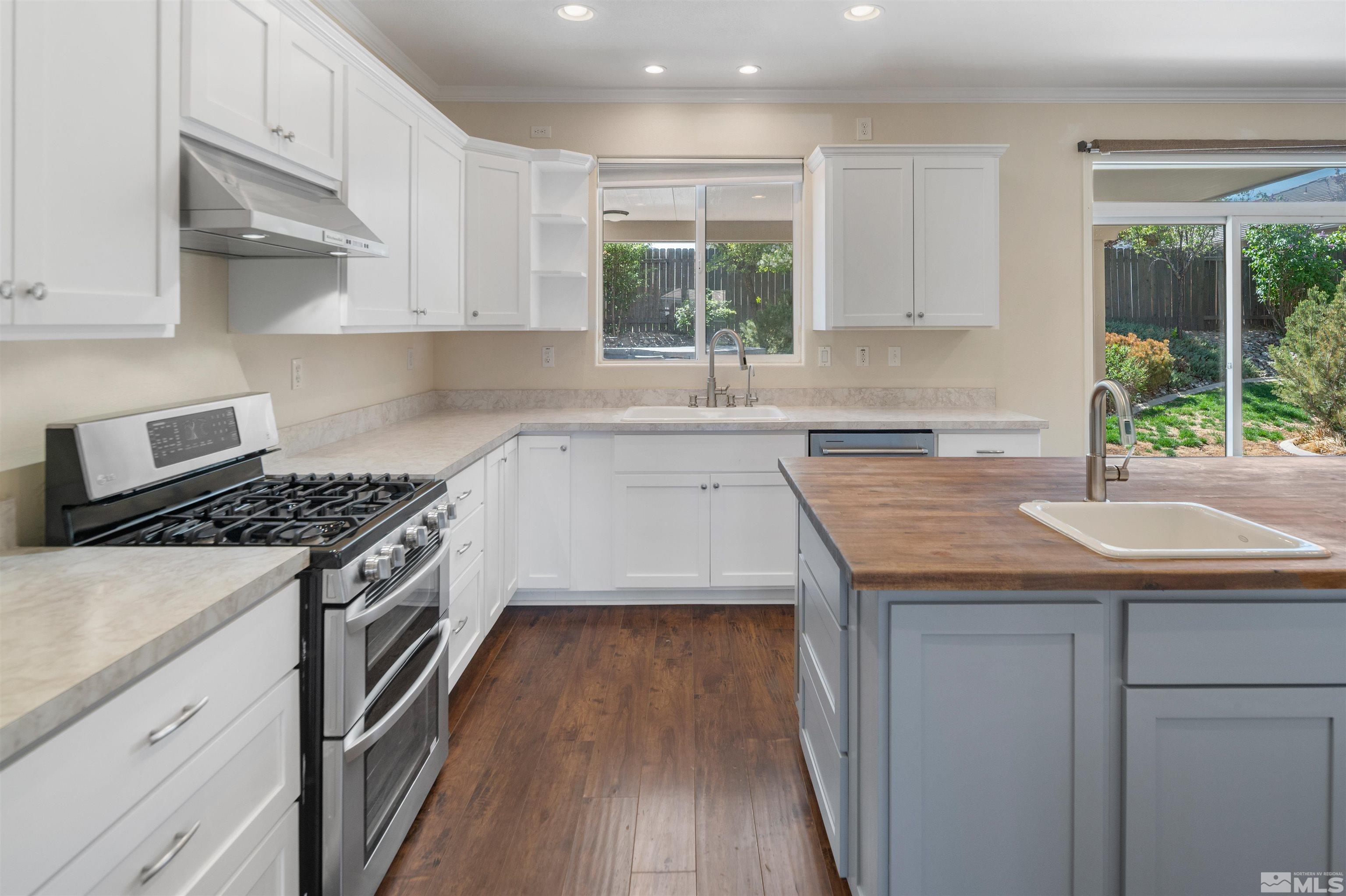 10810 Dancing Aspen Drive Property Photo 17