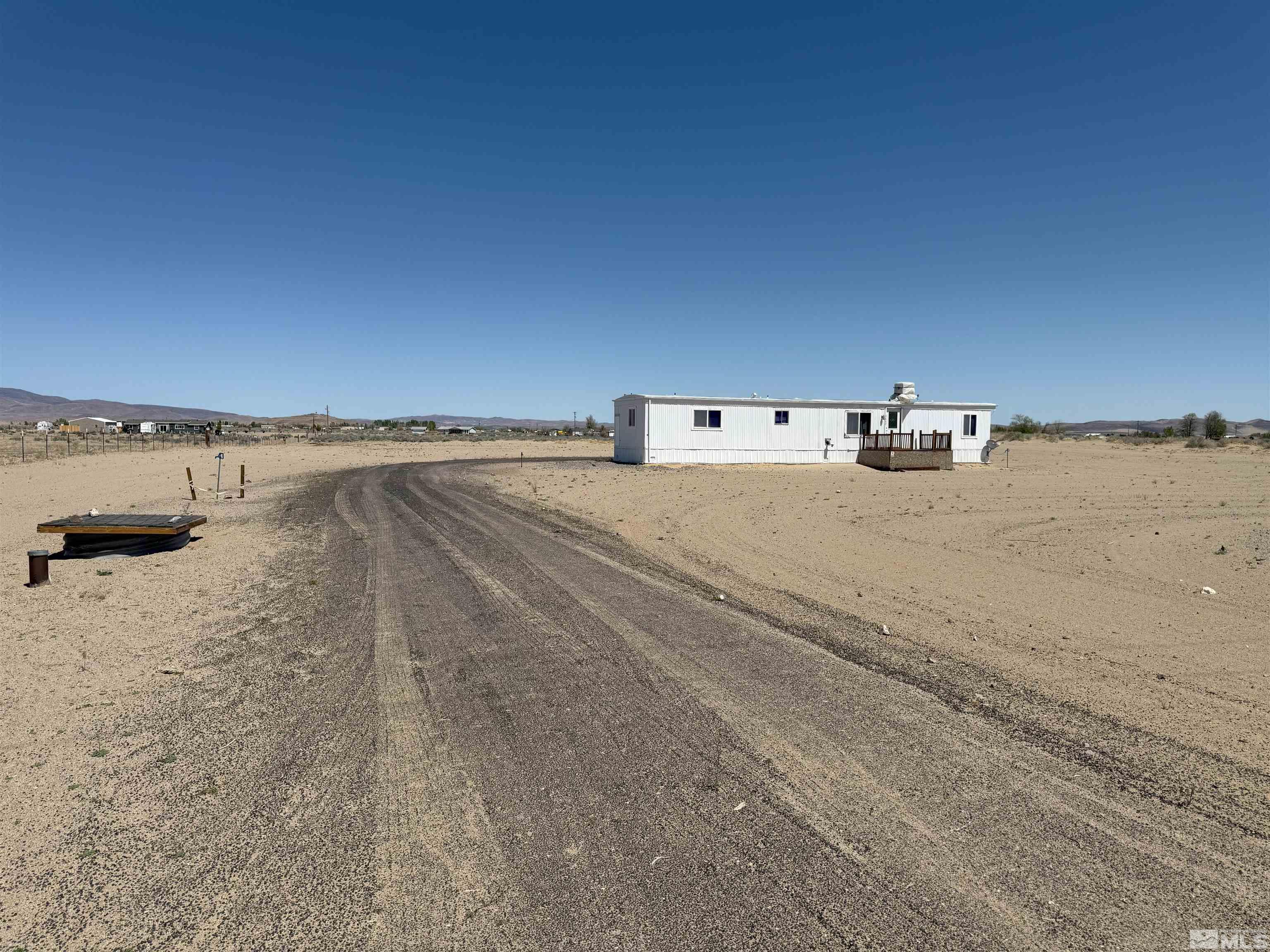 2660 E 10th Street Property Photo