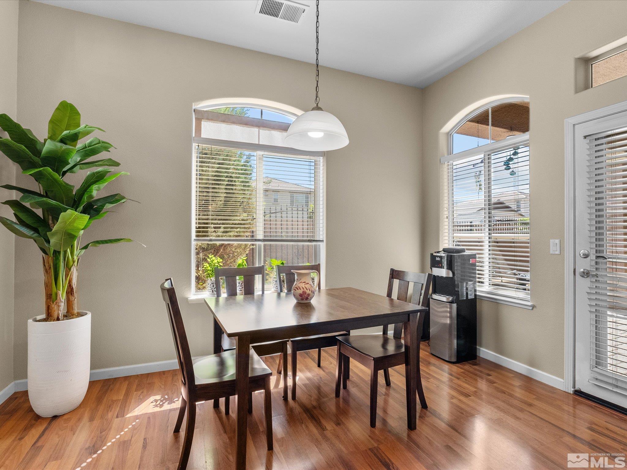 9900 Wilbur May Parkway Property Photo 10