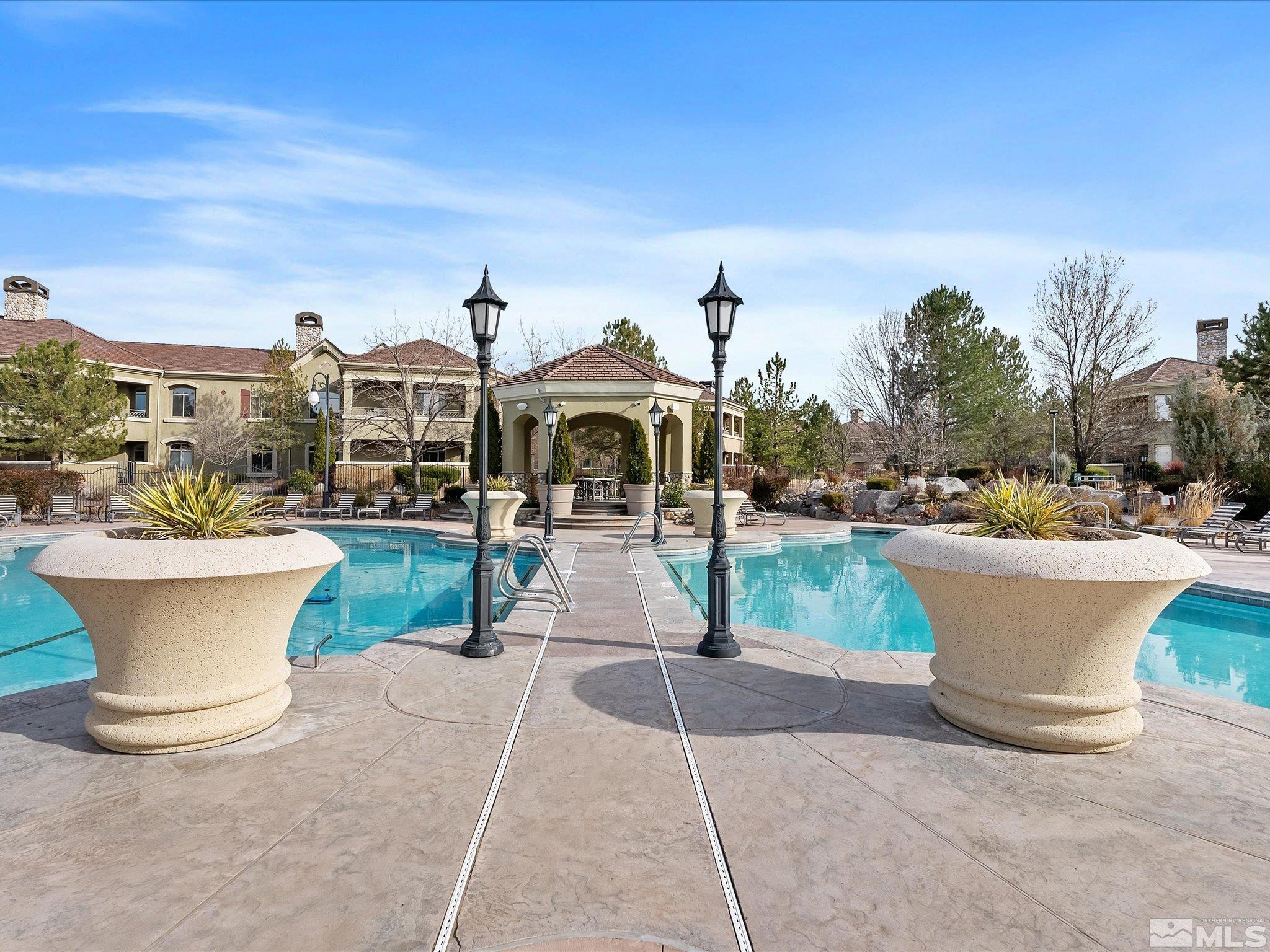 9900 Wilbur May Parkway Property Photo 29