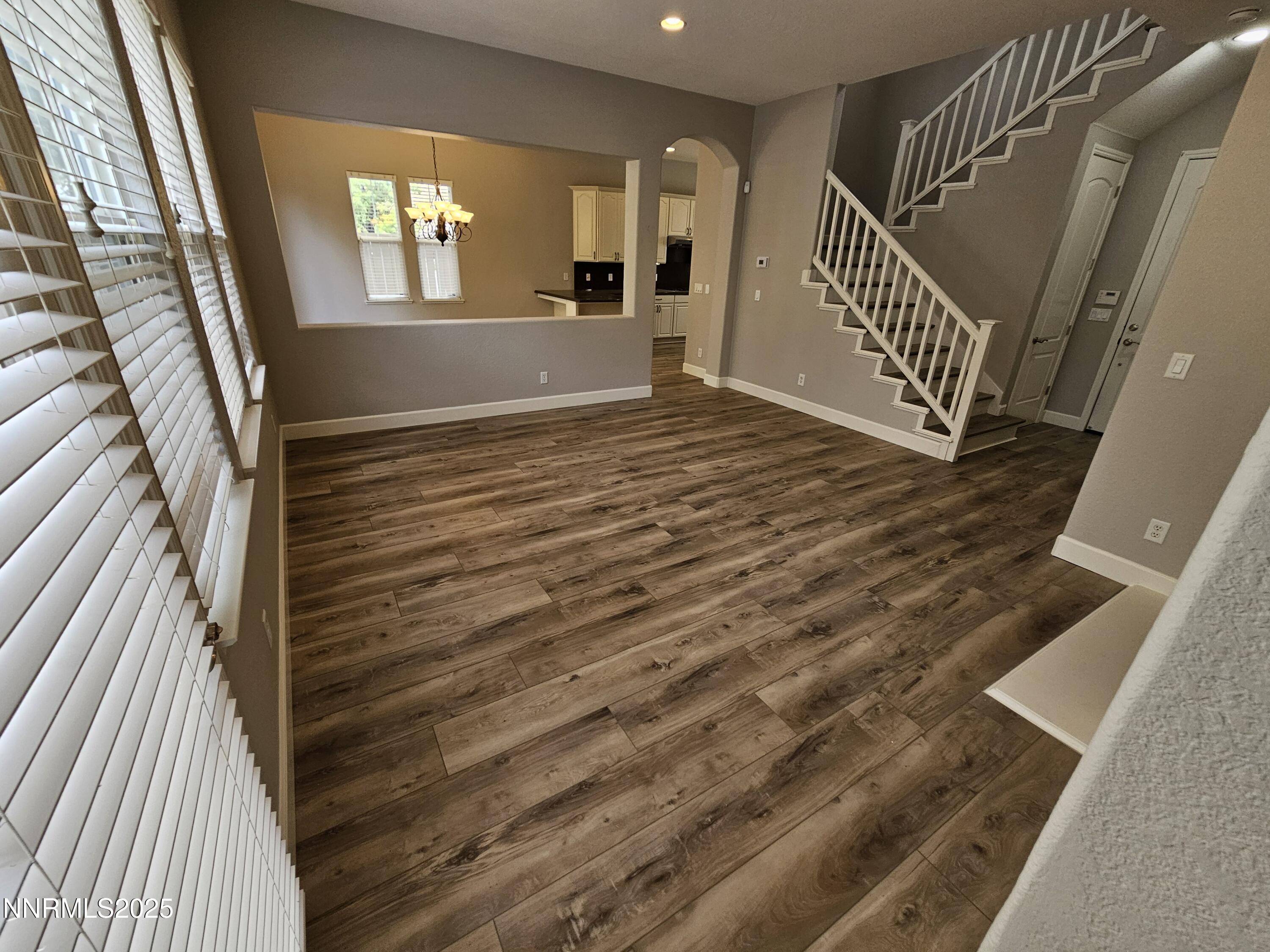 7609 Stone Bluff Way Property Photo 5