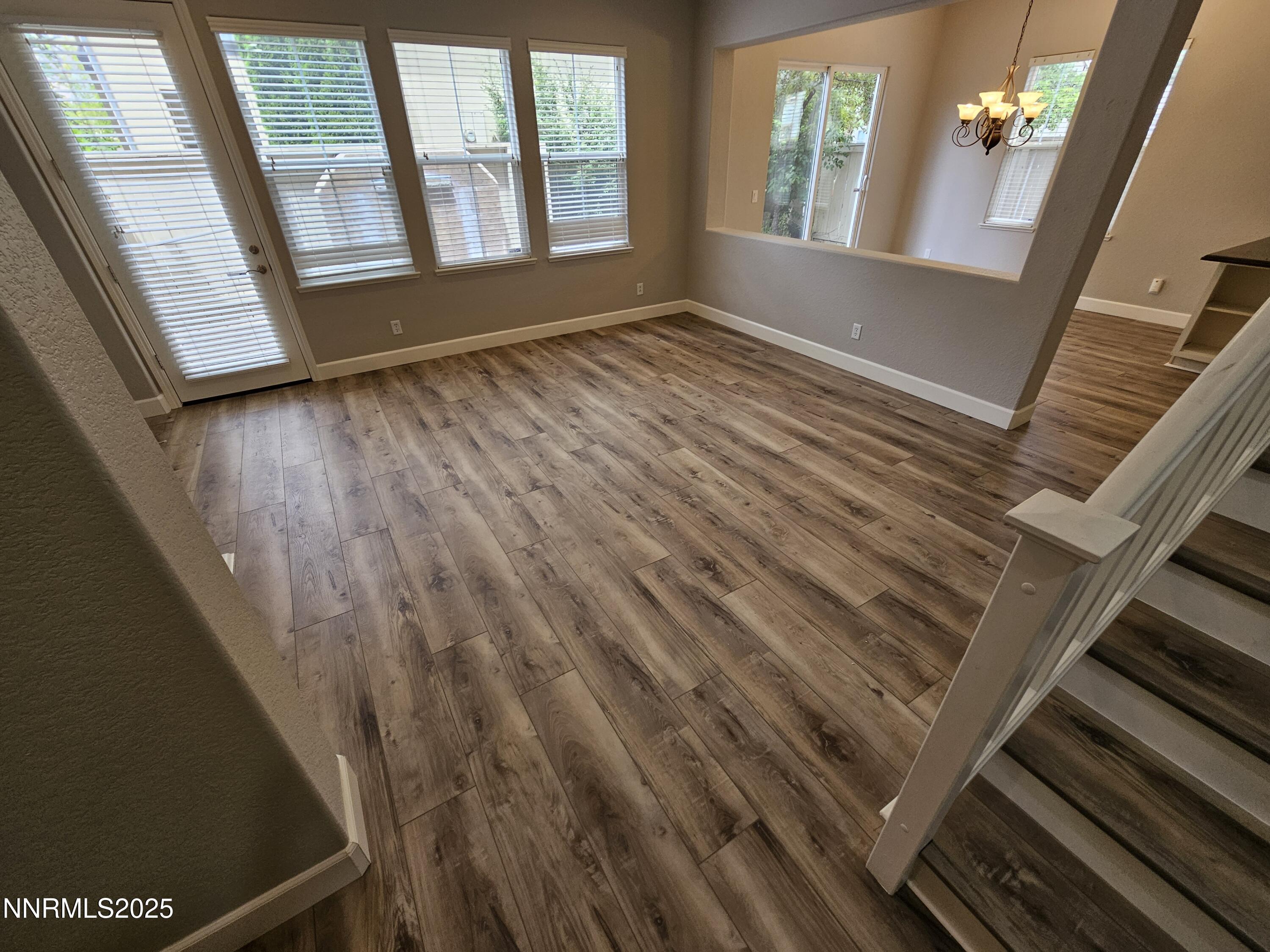 7609 Stone Bluff Way Property Photo 6
