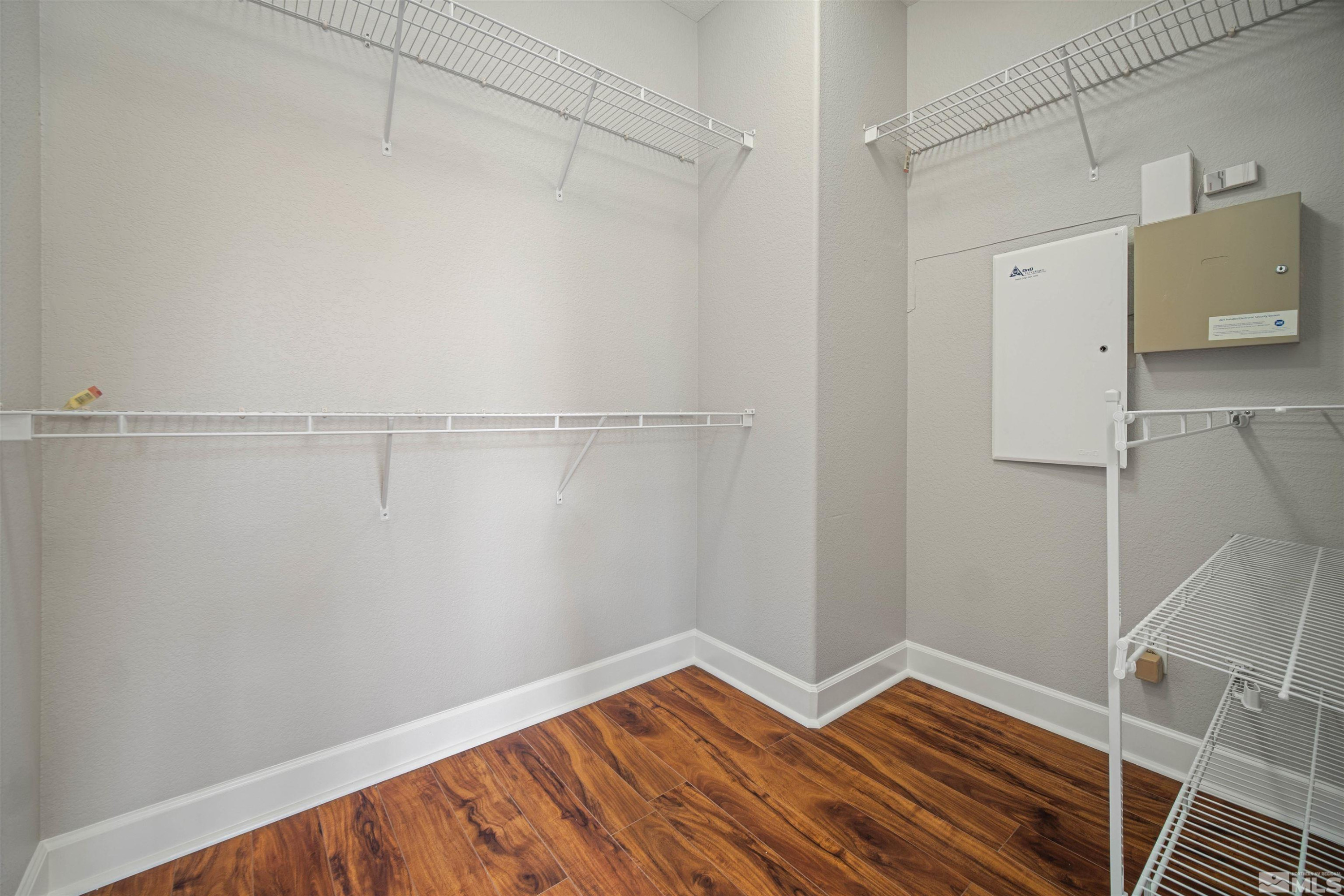7609 Stone Bluff Way Property Photo 30