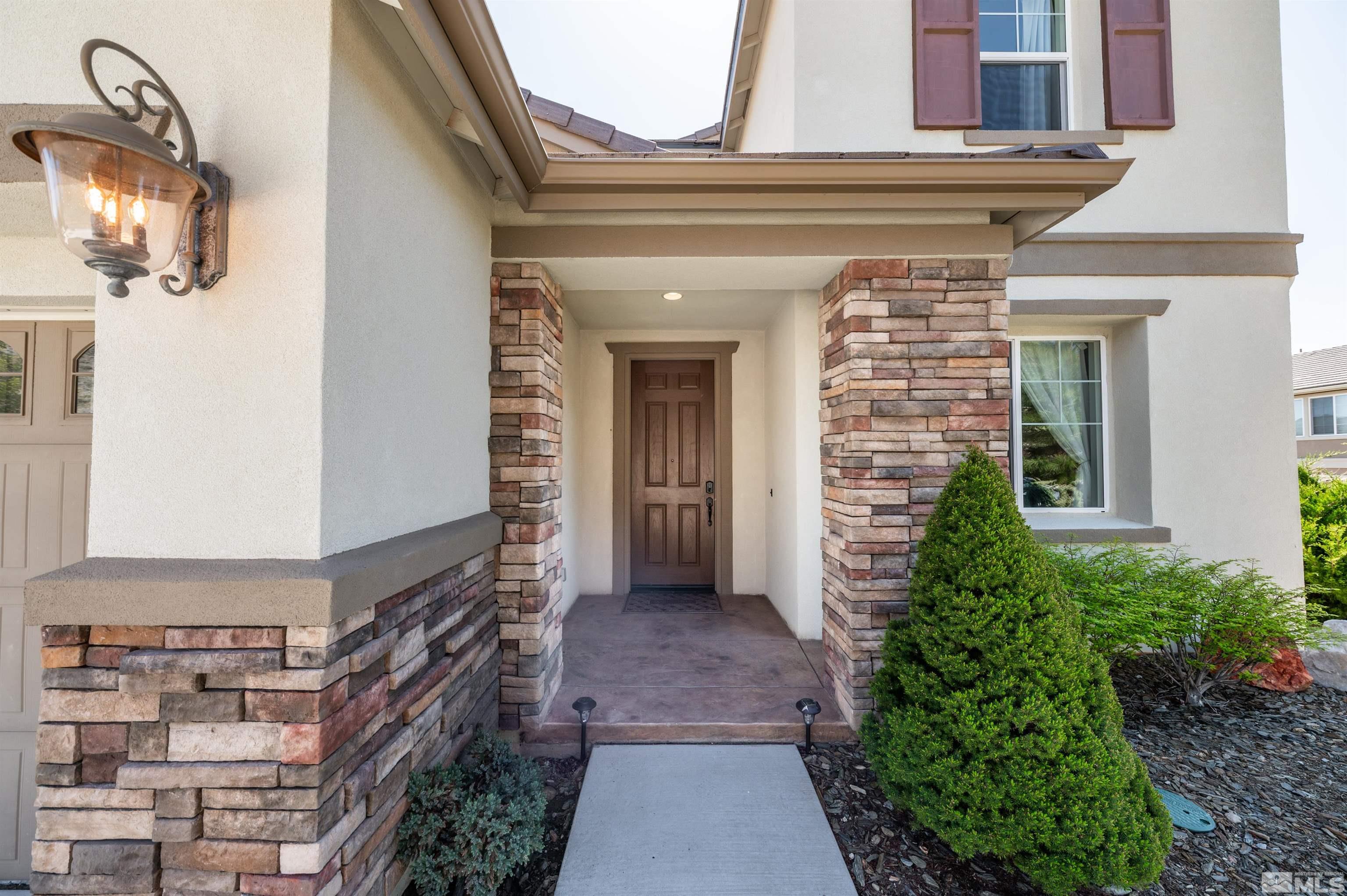 2720 Peavine Pines Court Property Photo 4
