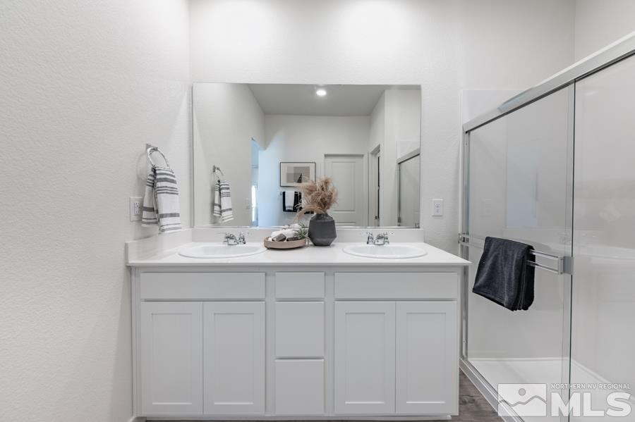 7506 Grassy Plains Drive Property Photo 14