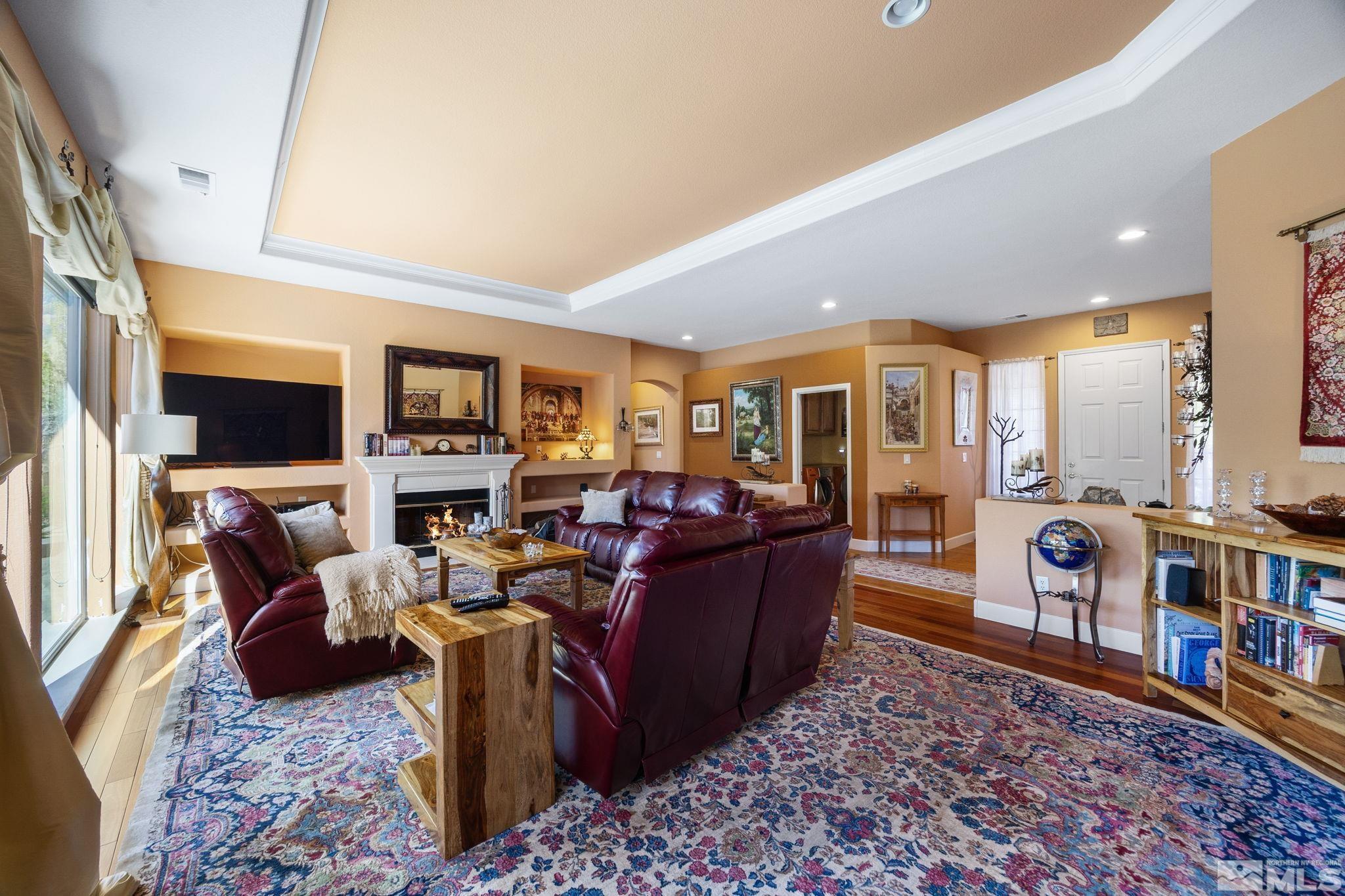 2515 Bedford Way Property Photo 5