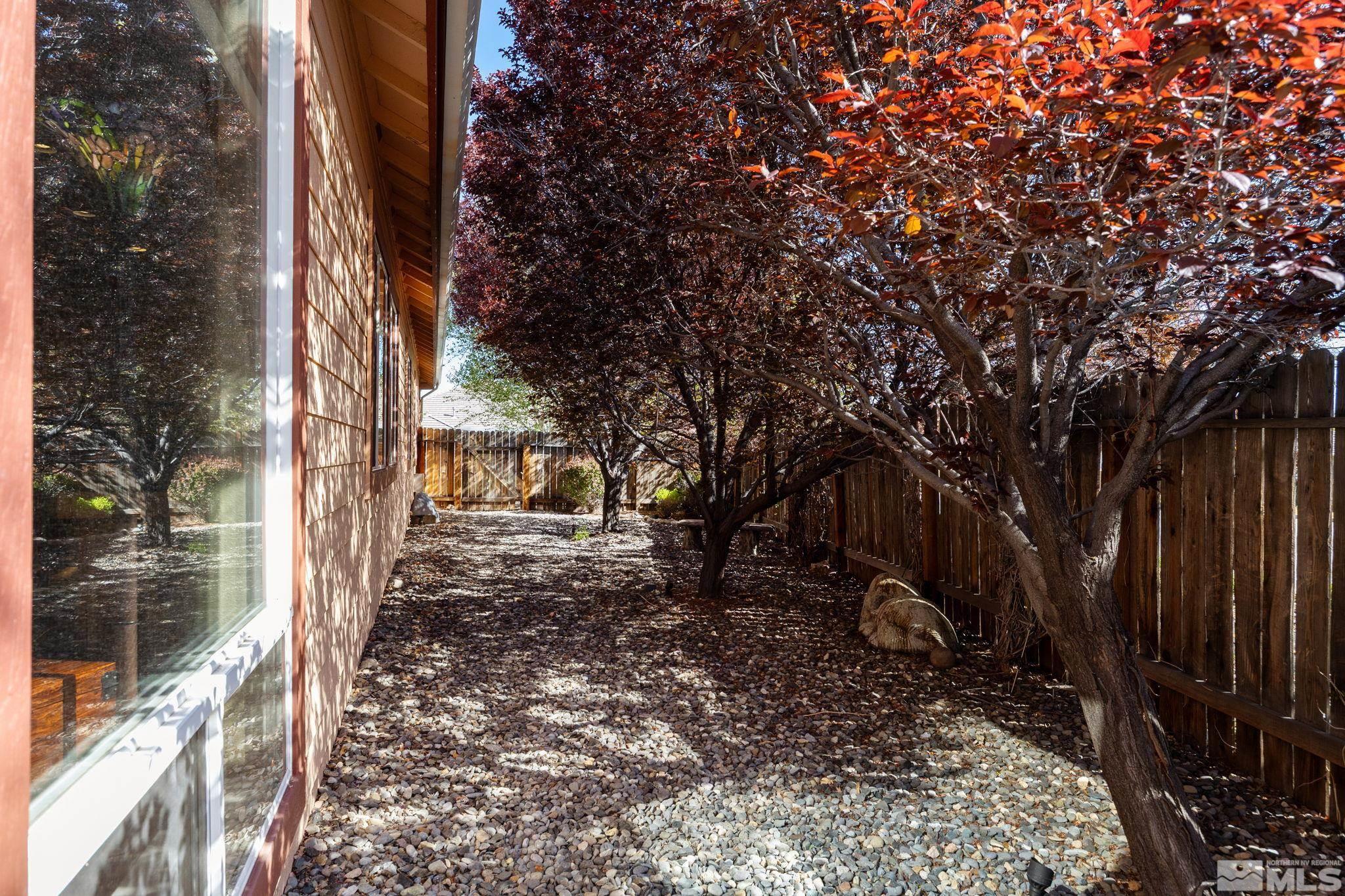 2515 Bedford Way Property Photo 31