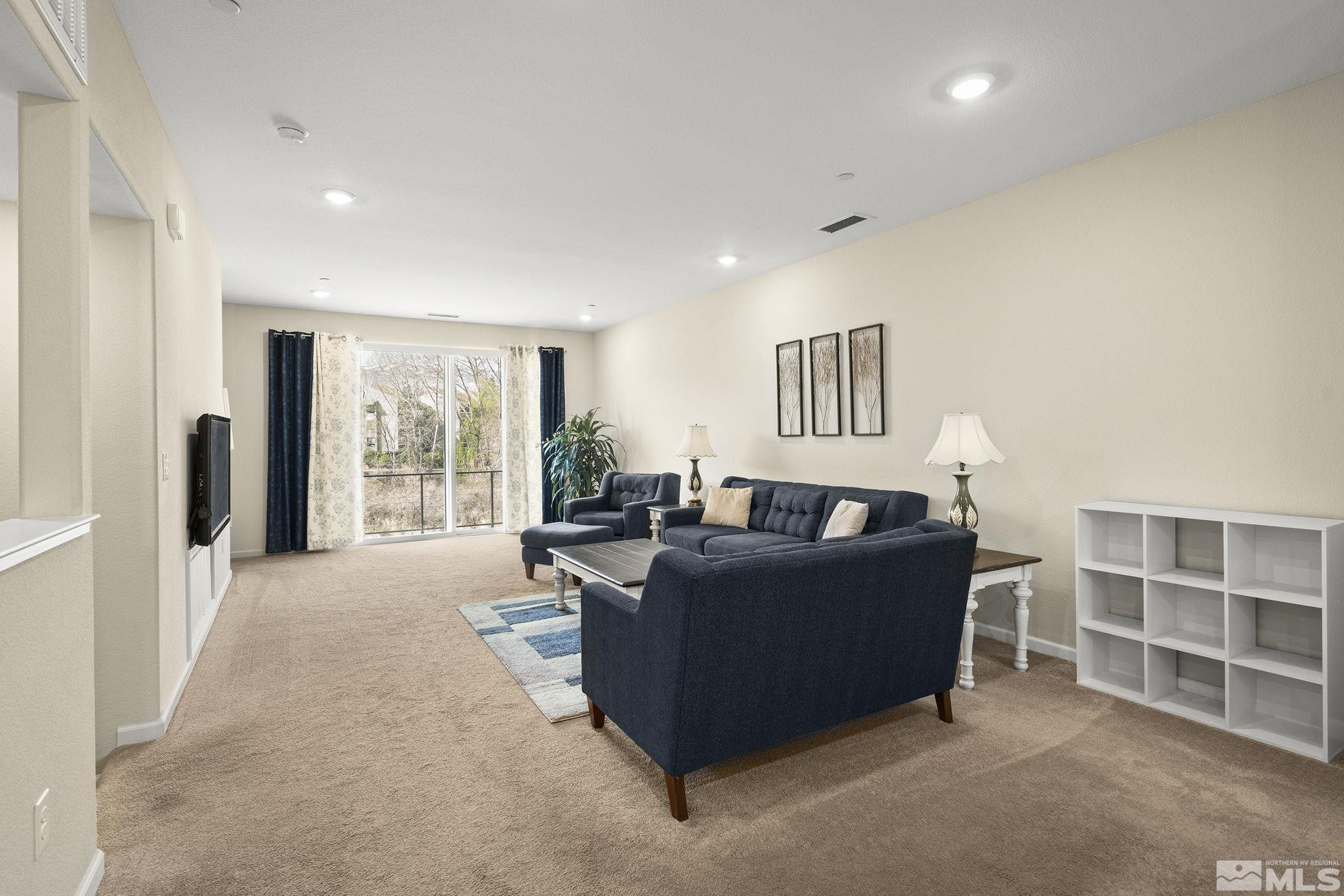 2740 Elsie Irene Lane Property Photo 14