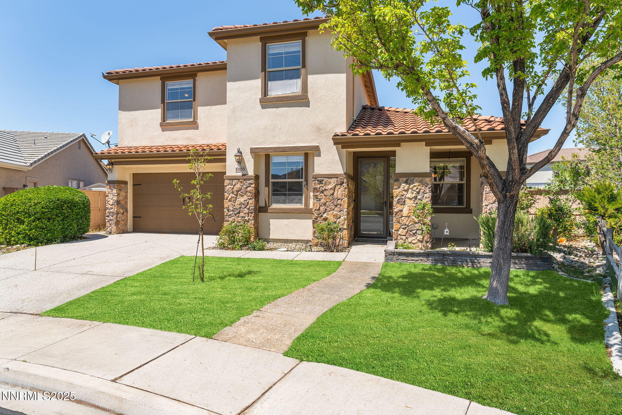 10655 BIRCH POINT Court Property Photo 1