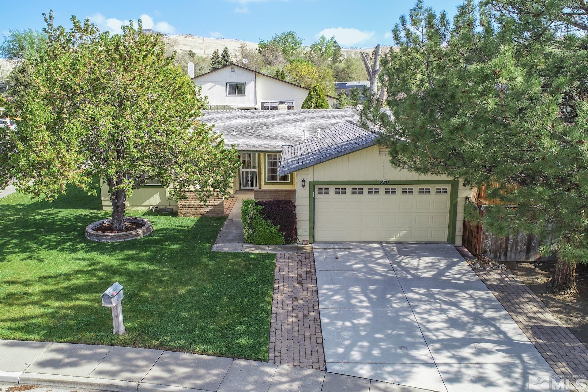 830 Lepori Way Property Photo 3