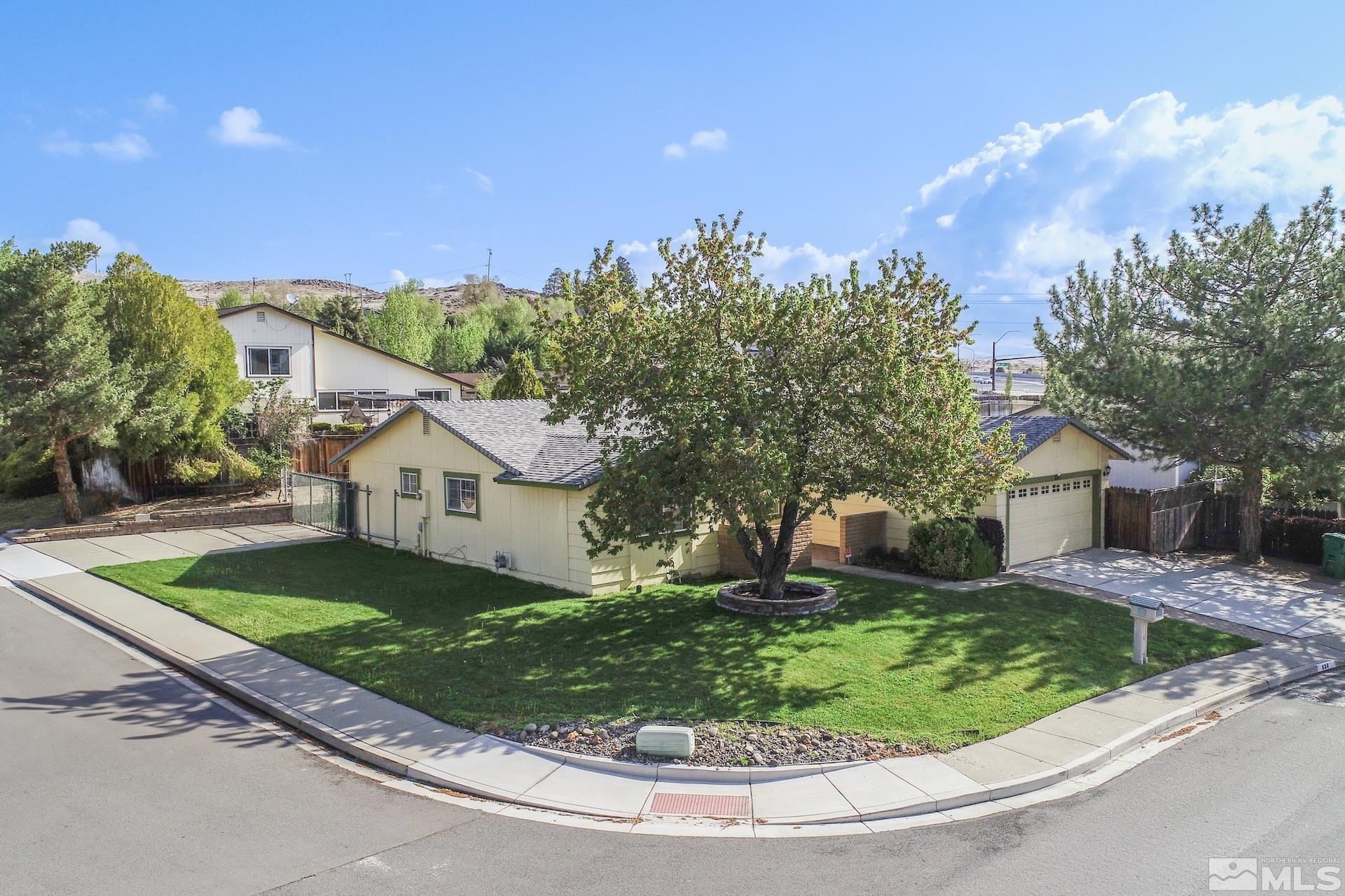 830 Lepori Way Property Photo 6