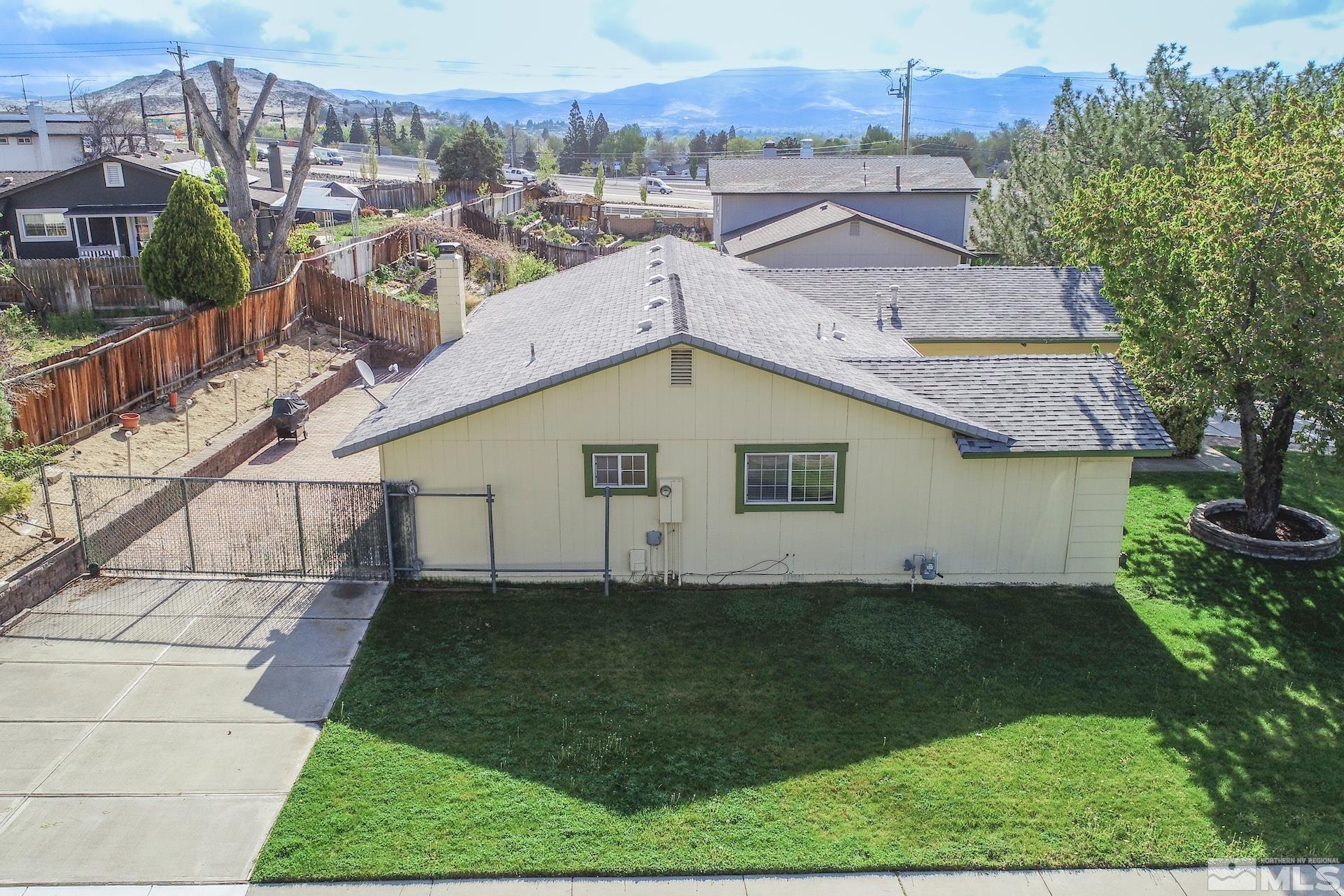 830 Lepori Way Property Photo 34
