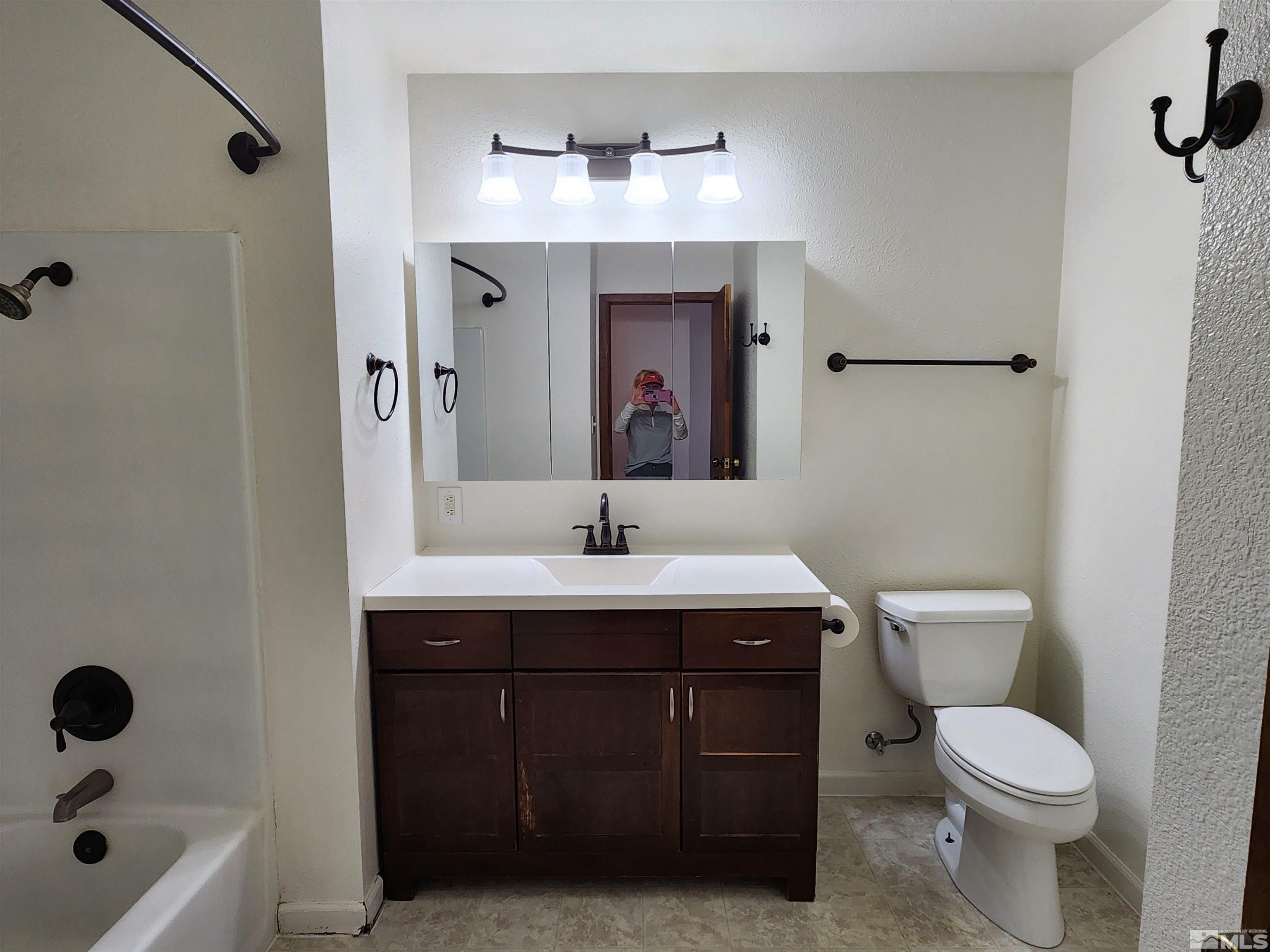 629 Thorobred Ave Property Photo 6