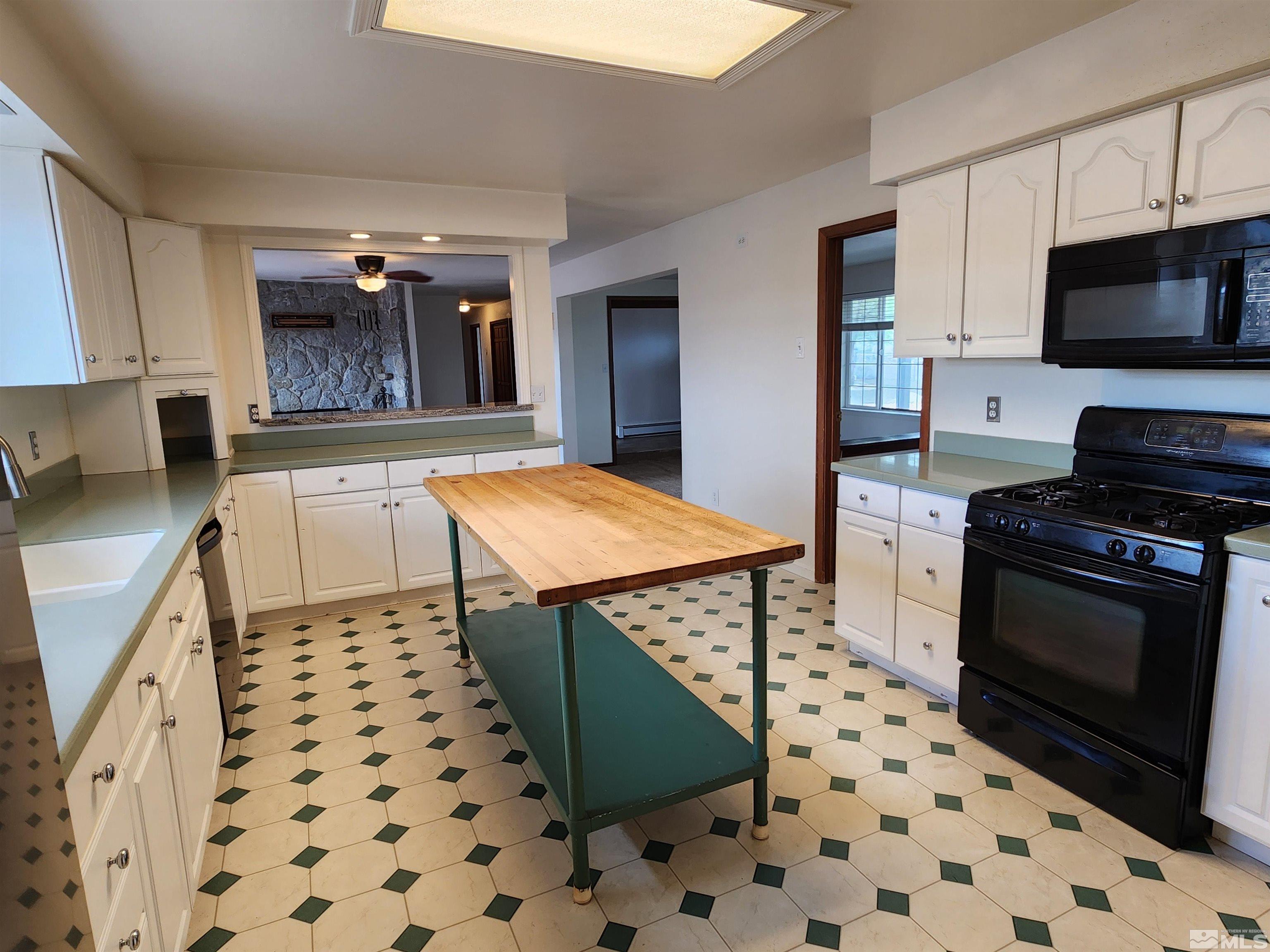 629 Thorobred Ave Property Photo 14
