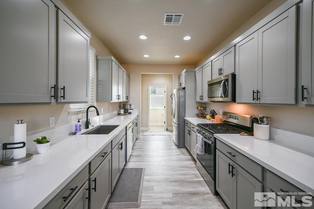 308 Cattail Cir Property Photo 11