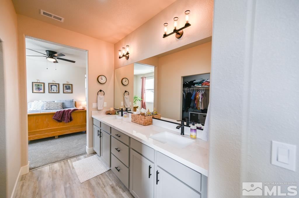 308 Cattail Cir Property Photo 28