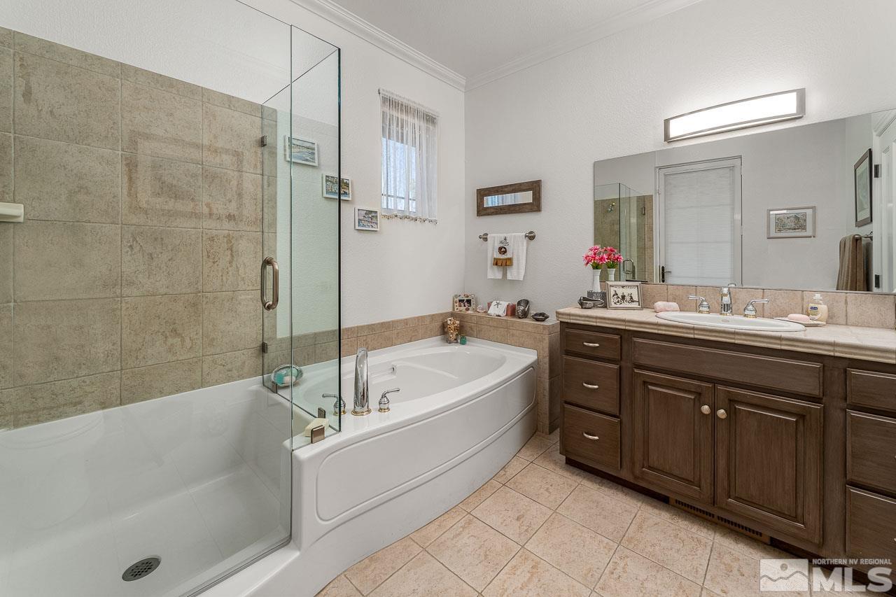 7435 Island Queen Drive Property Photo 35