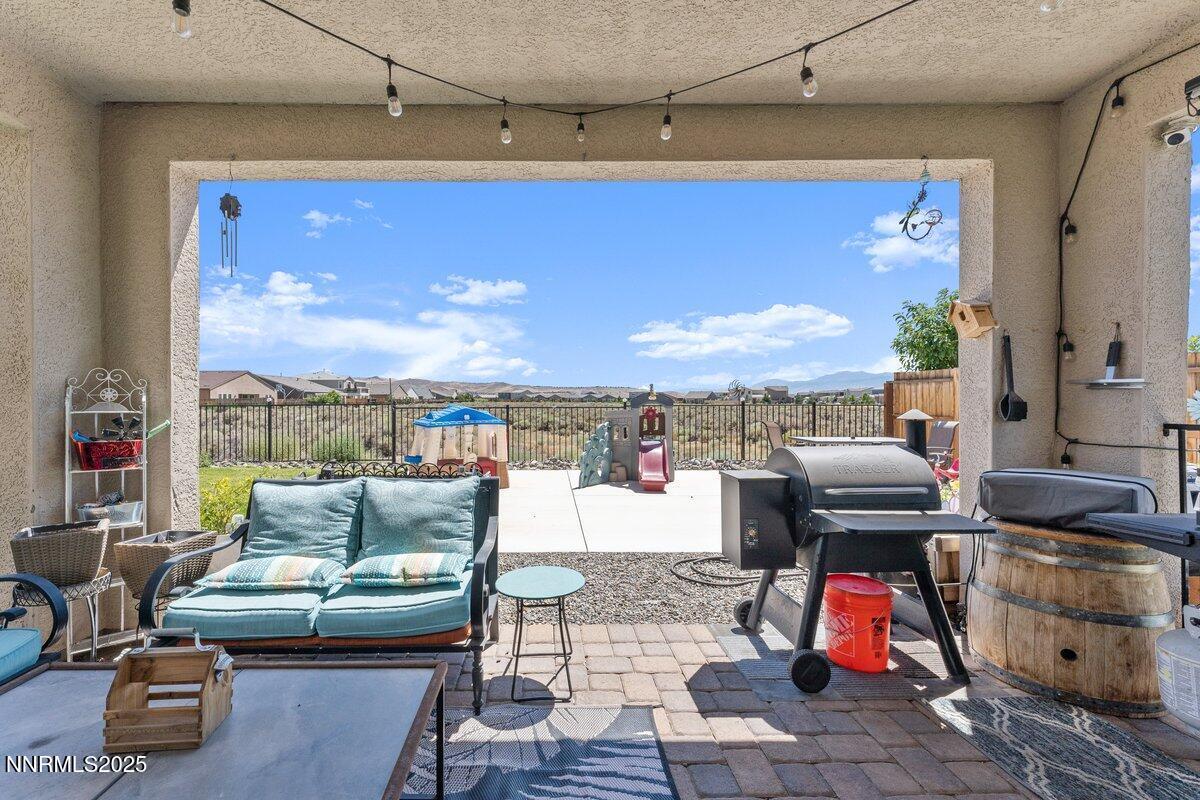 2449 Butte Creek Drive Property Photo 3