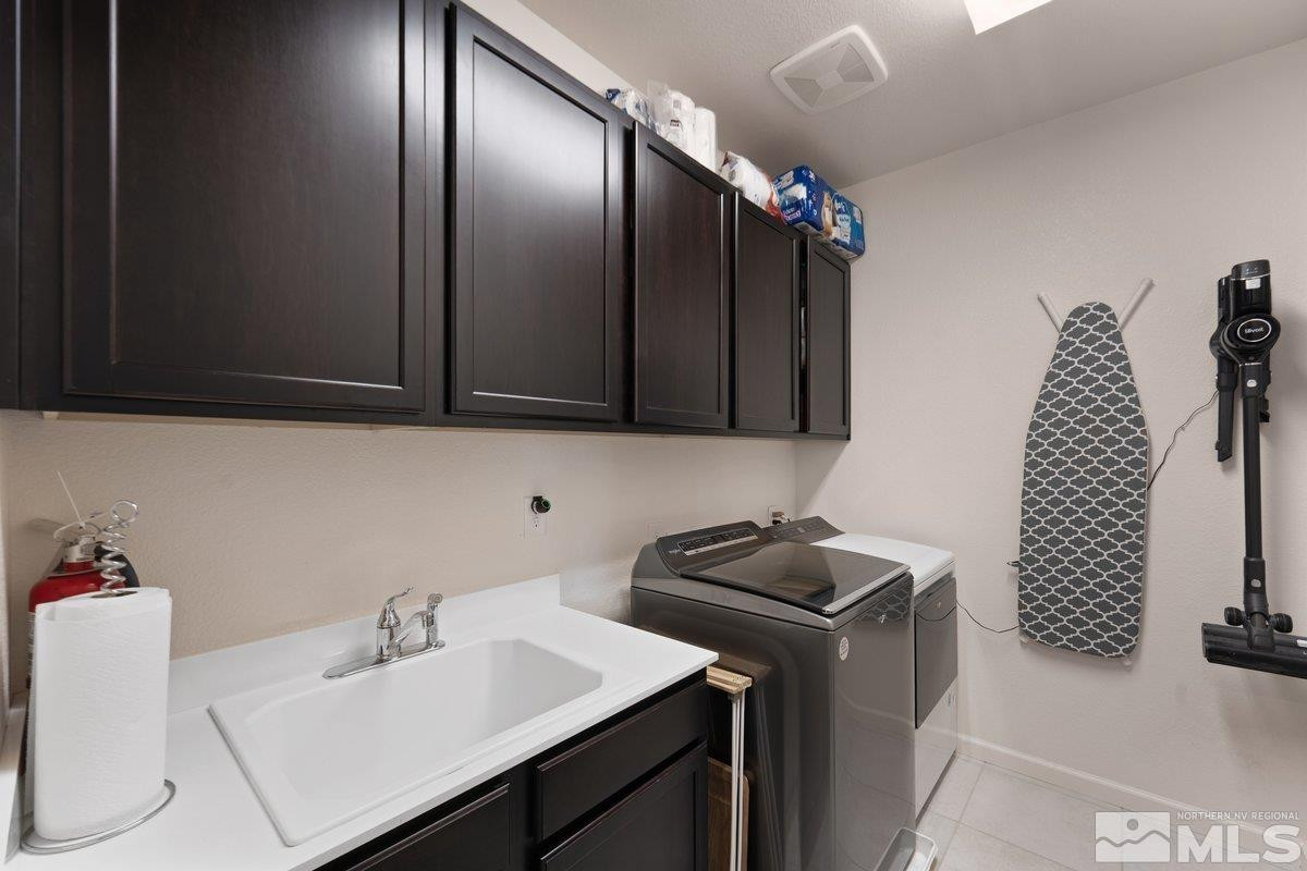 2449 Butte Creek Drive Property Photo 30