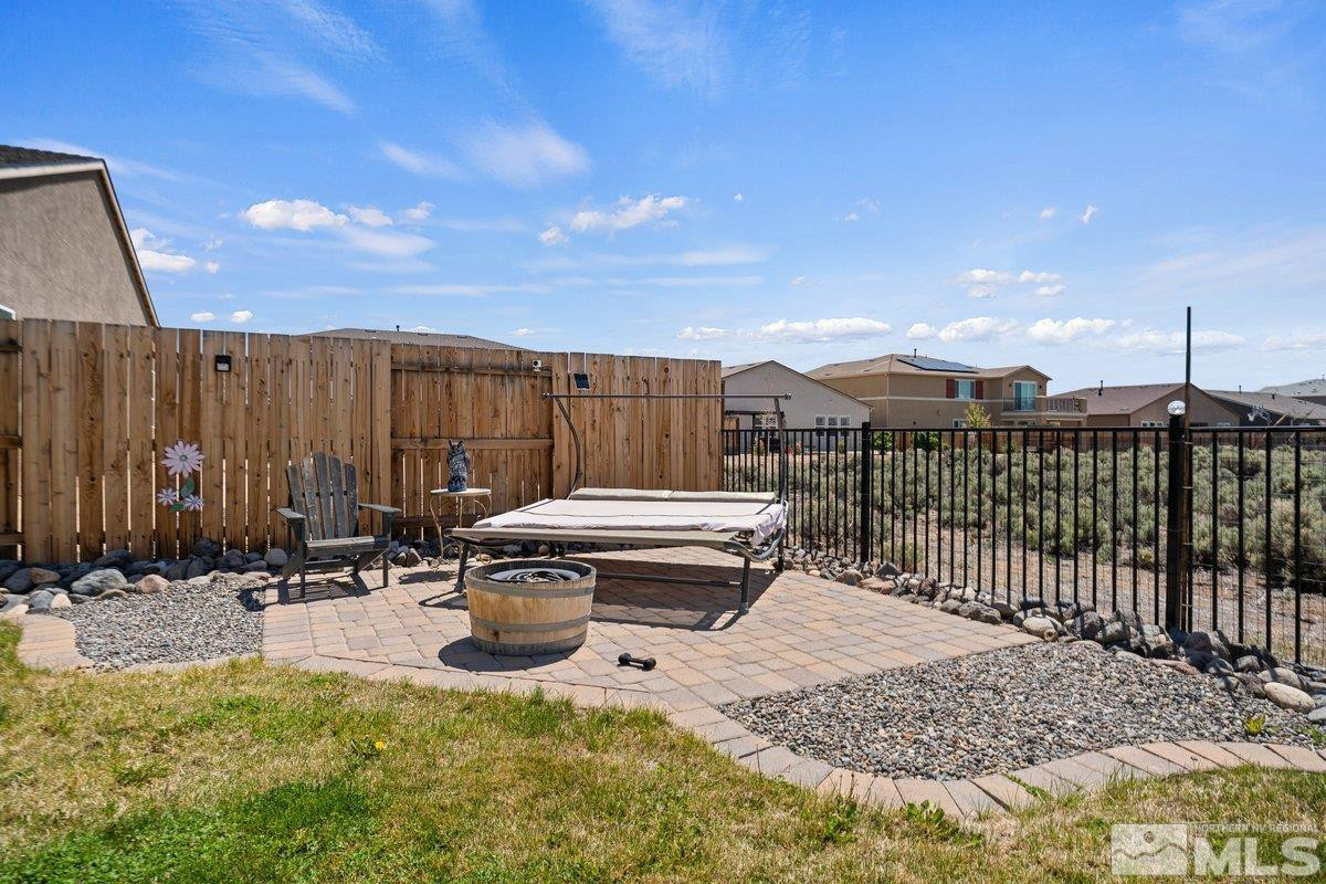 2449 Butte Creek Drive Property Photo 34