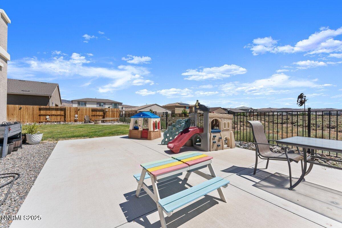 2449 Butte Creek Drive Property Photo 38