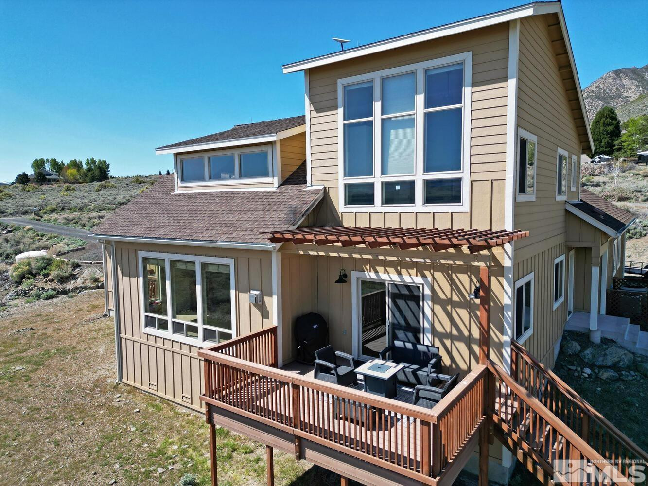 295 Hawkins Peak Rd Property Photo 4
