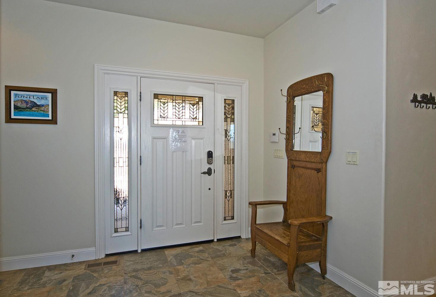 295 Hawkins Peak Rd Property Photo 8