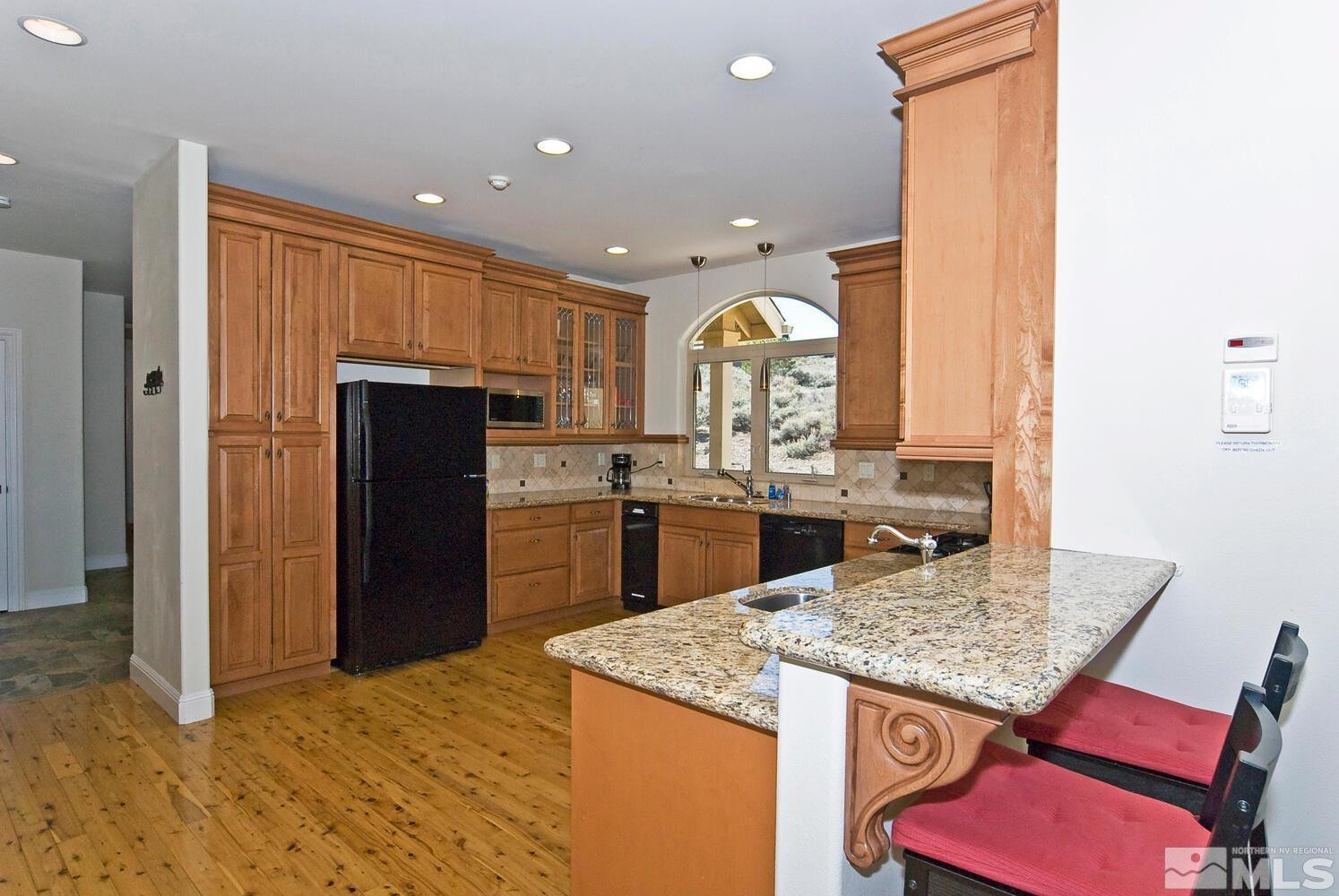 295 Hawkins Peak Rd Property Photo 12
