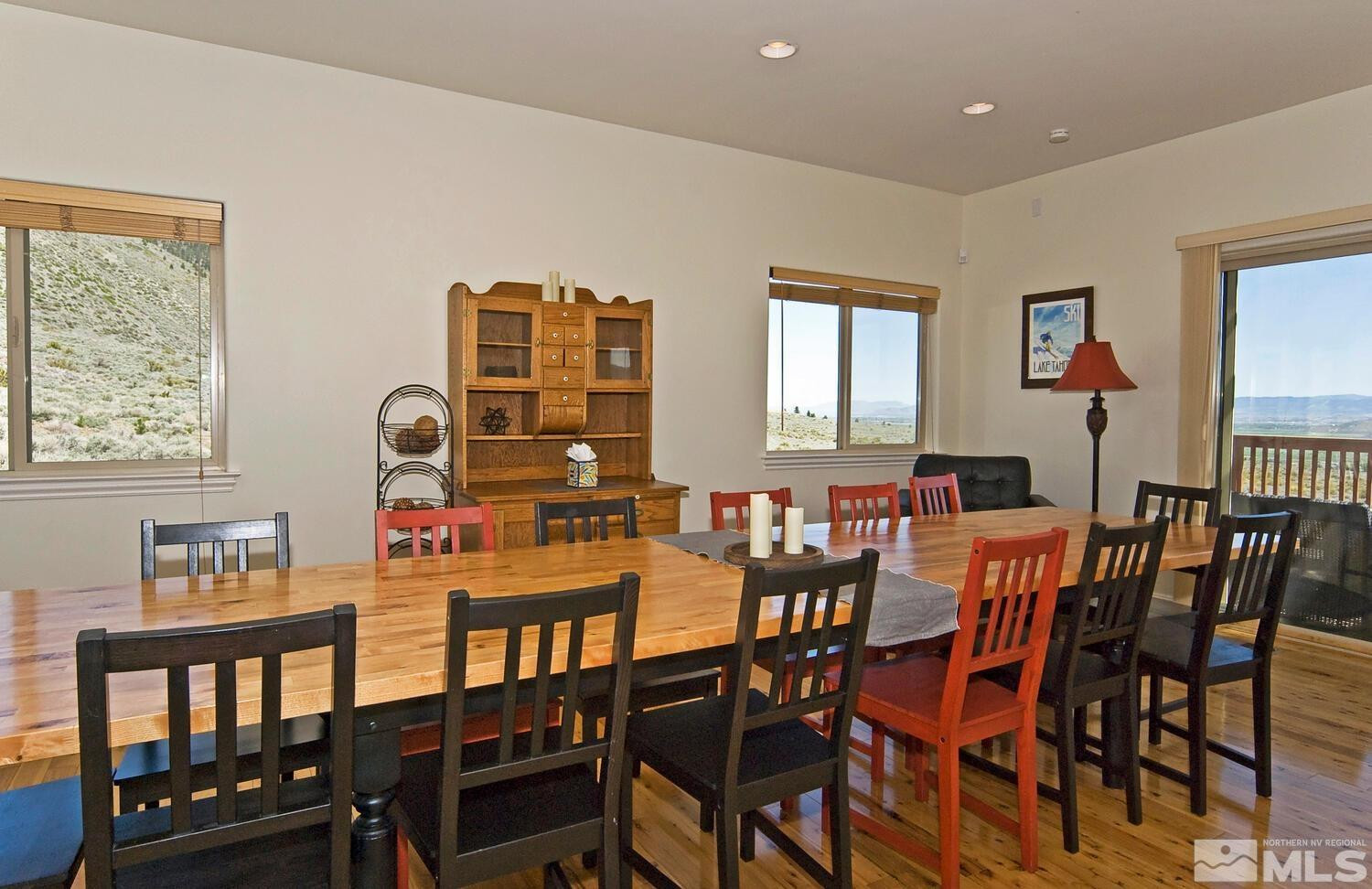 295 Hawkins Peak Rd Property Photo 14