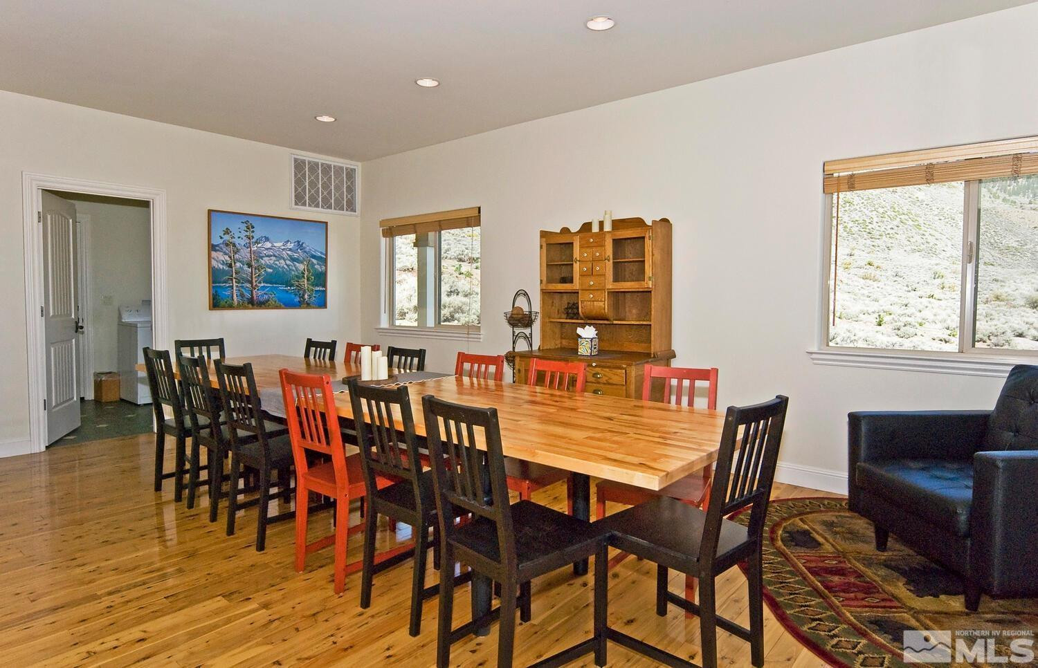 295 Hawkins Peak Rd Property Photo 15