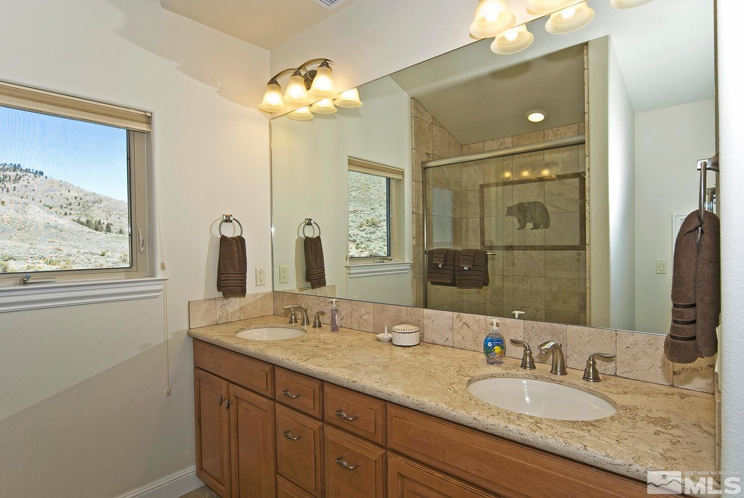 295 Hawkins Peak Rd Property Photo 28