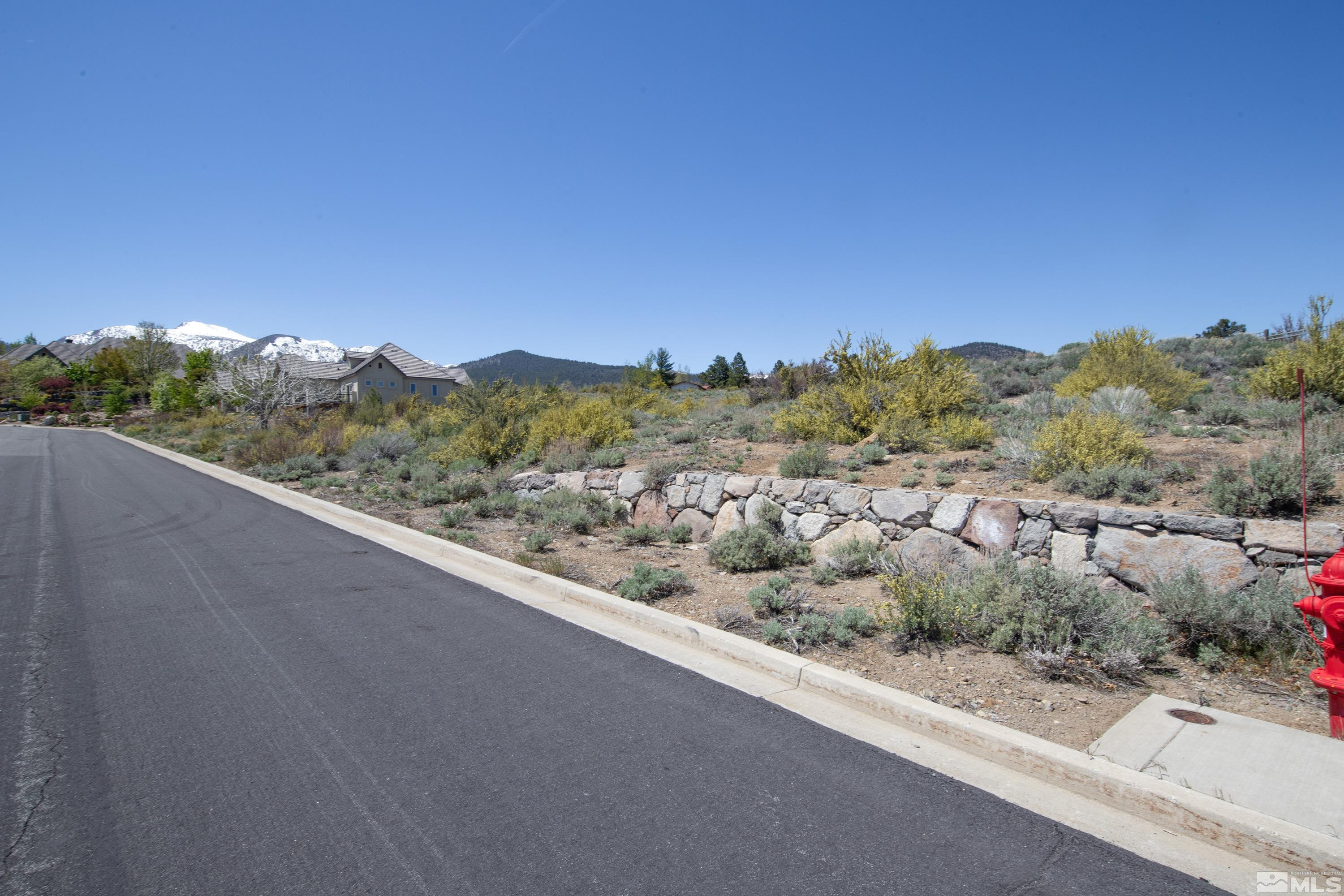 6360 De Chardin Lane Property Photo 10