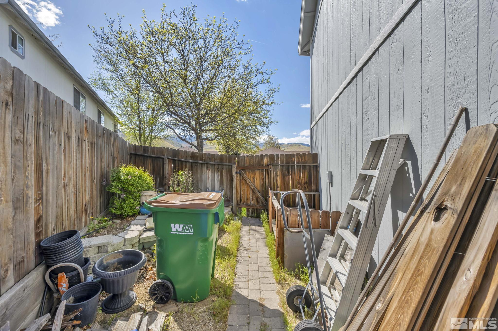3067 Austin Lane Property Photo 14