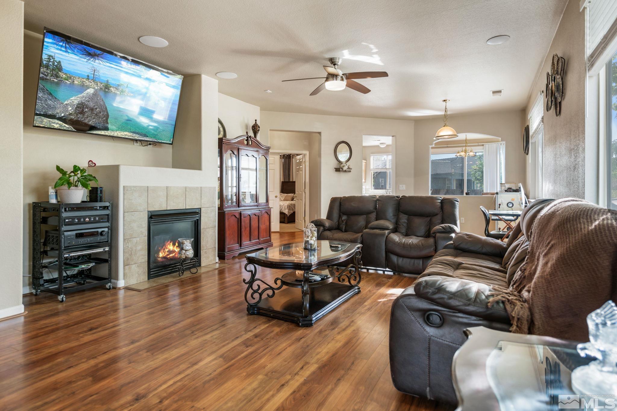 600 Birkdale Ct Court Property Photo 9