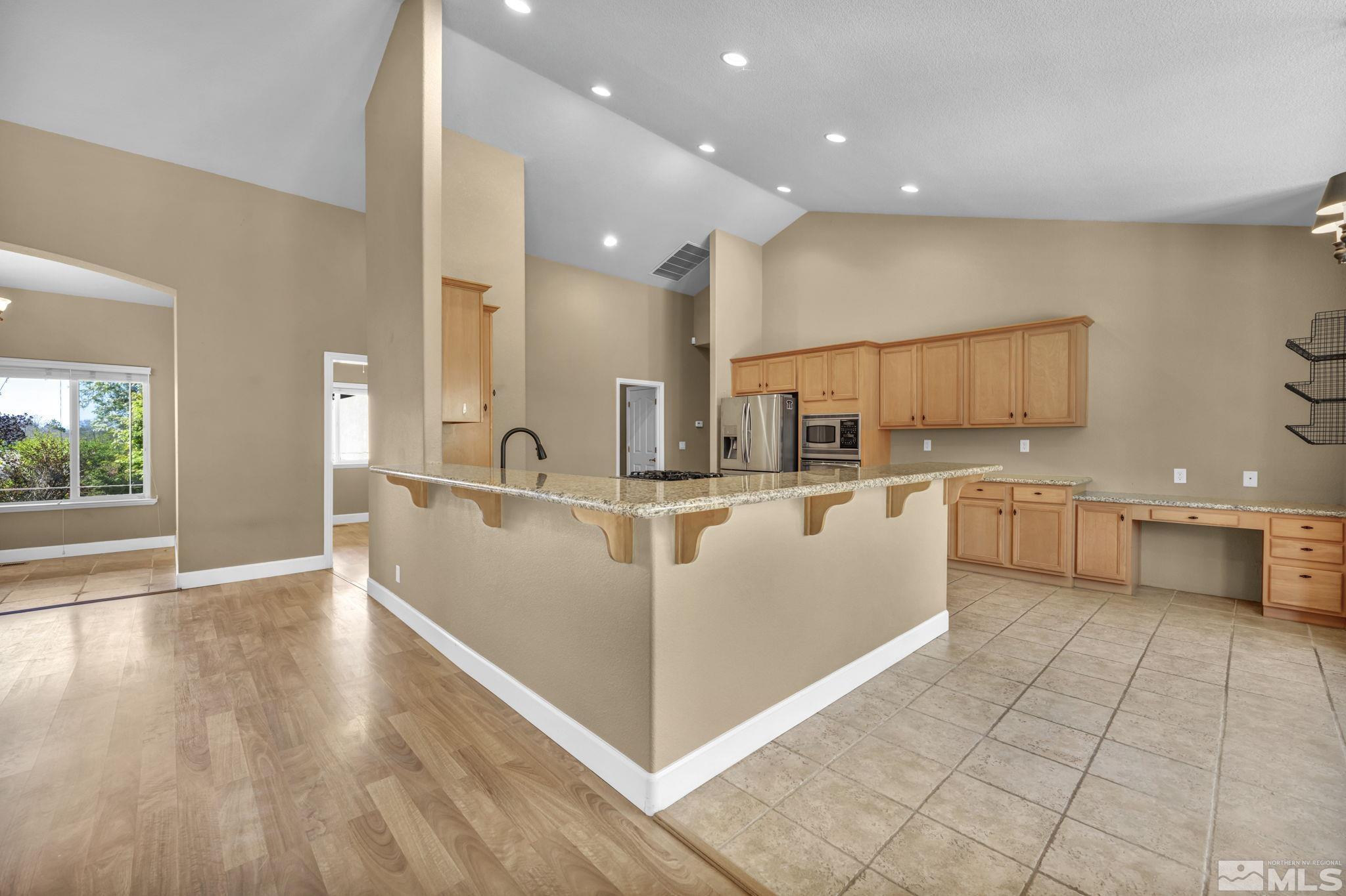 2710 Thirsty Magoo Court Property Photo 7