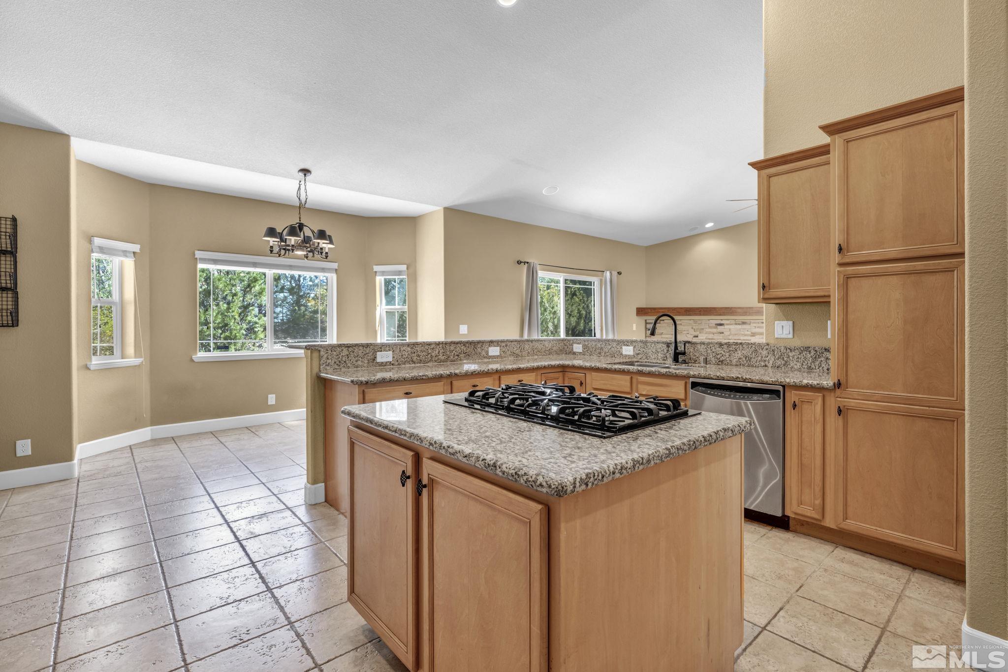 2710 Thirsty Magoo Court Property Photo 10