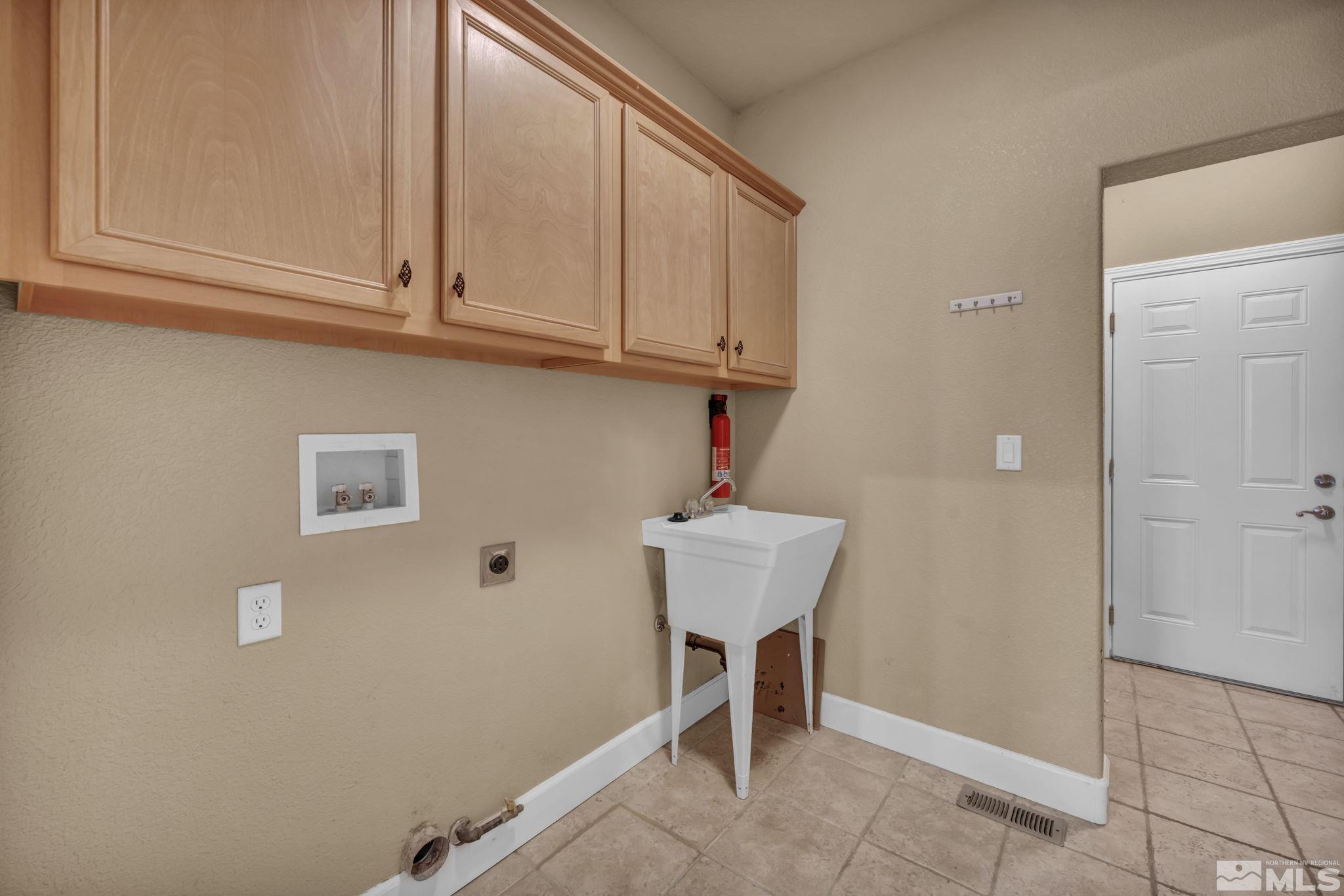 2710 Thirsty Magoo Court Property Photo 26