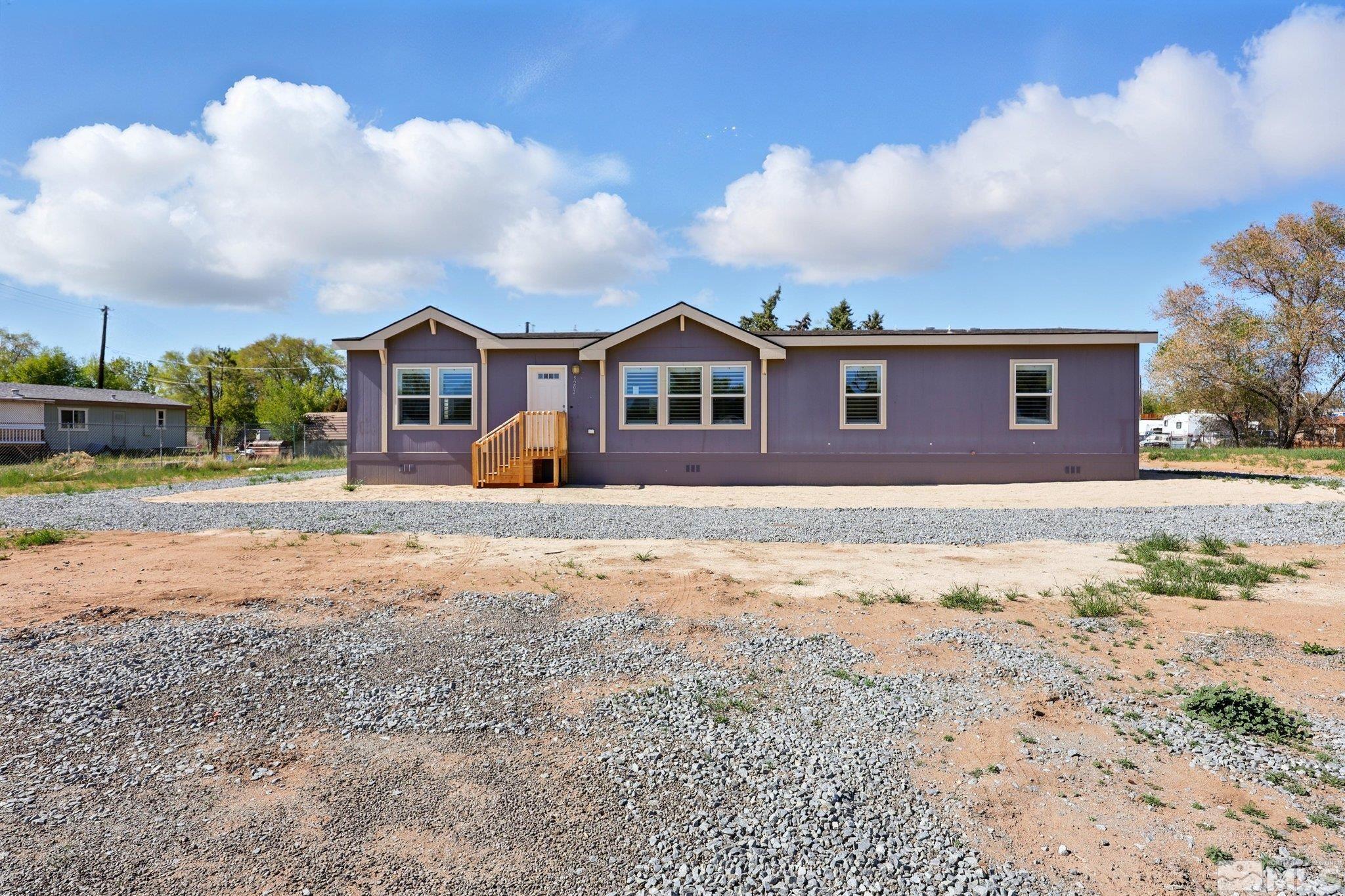 5202 Leon Dr Property Photo 1