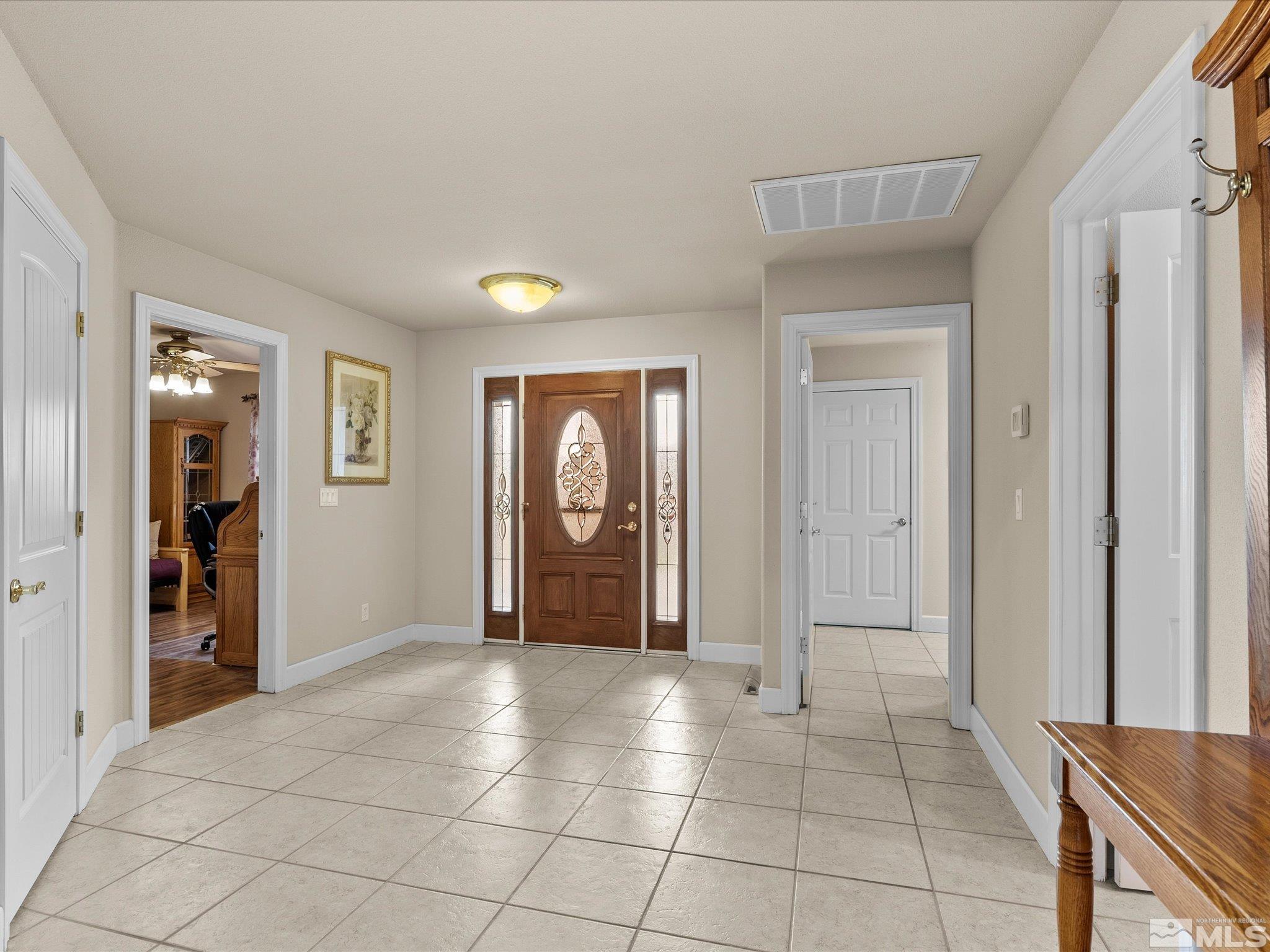 137 Desert Lakes Drive Property Photo 6