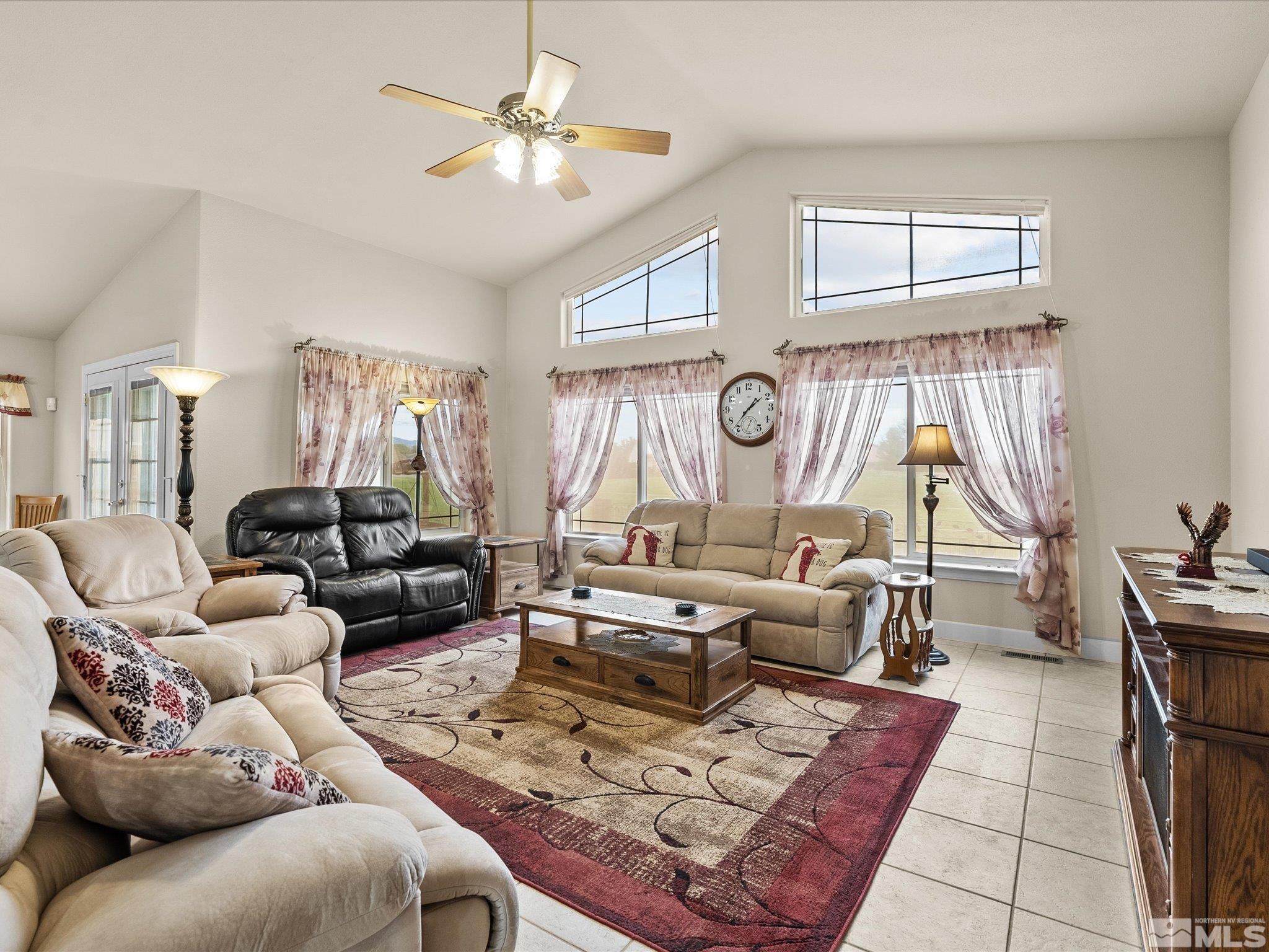 137 Desert Lakes Drive Property Photo 7