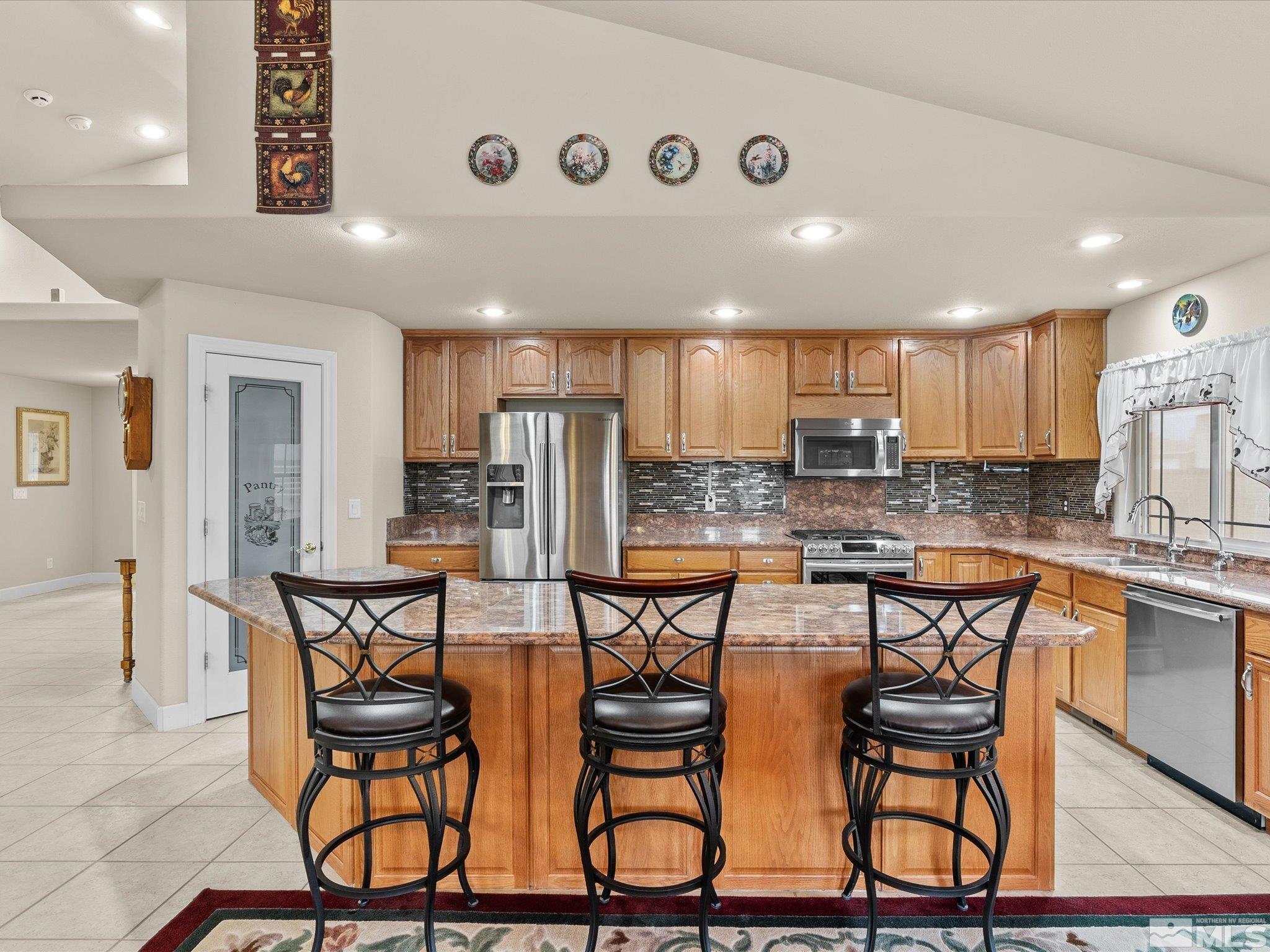137 Desert Lakes Drive Property Photo 16
