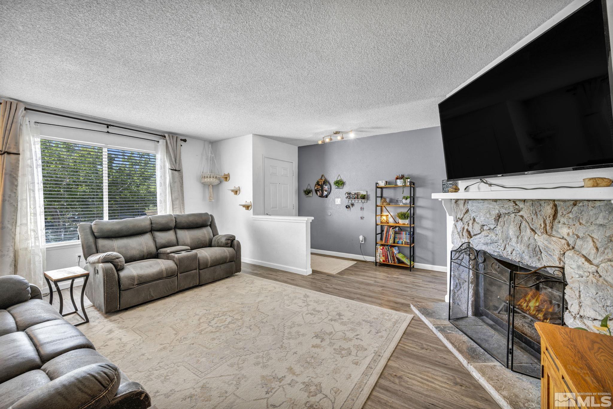 784 E St Property Photo 9