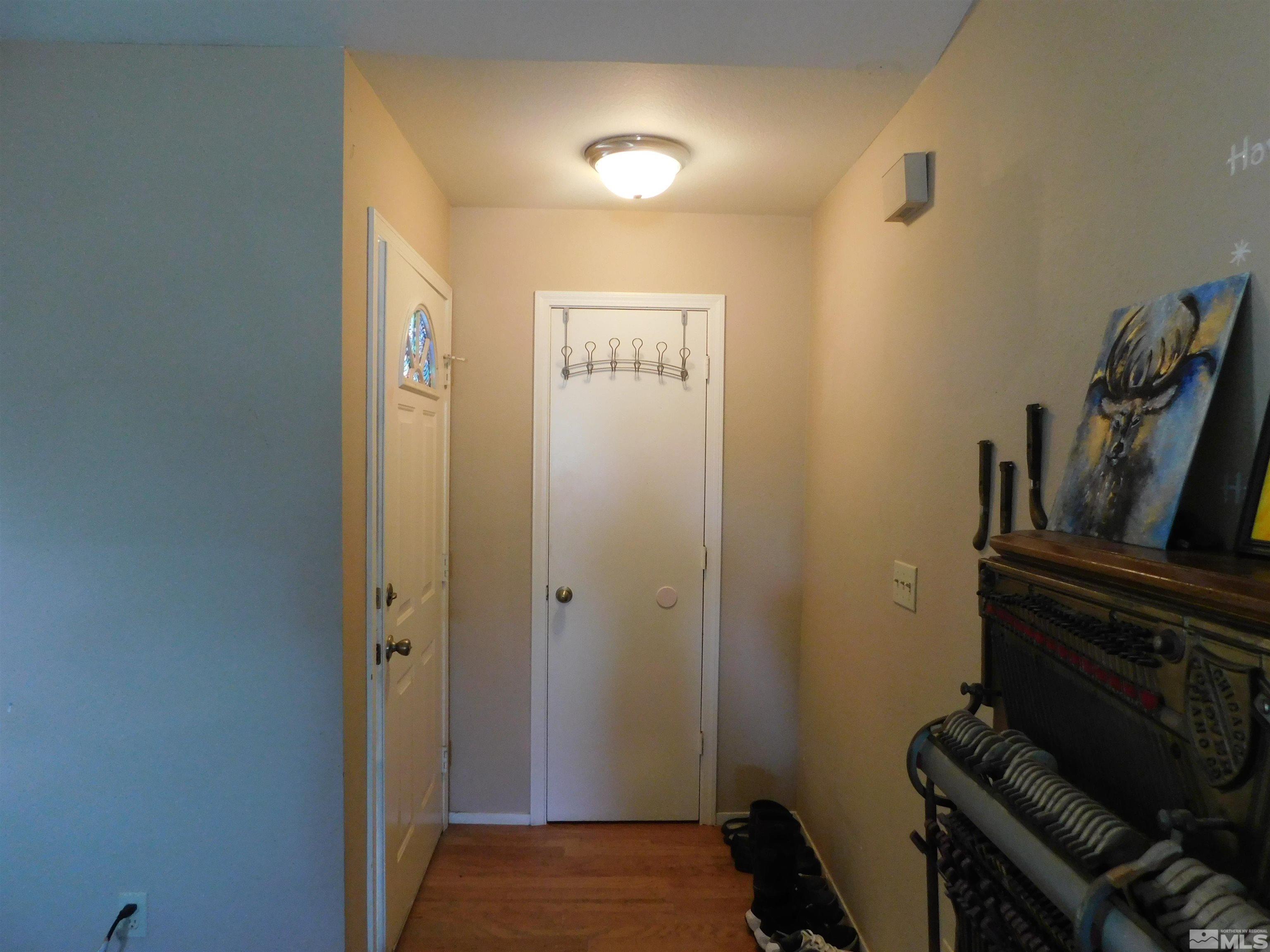 5212 Toyon Property Photo