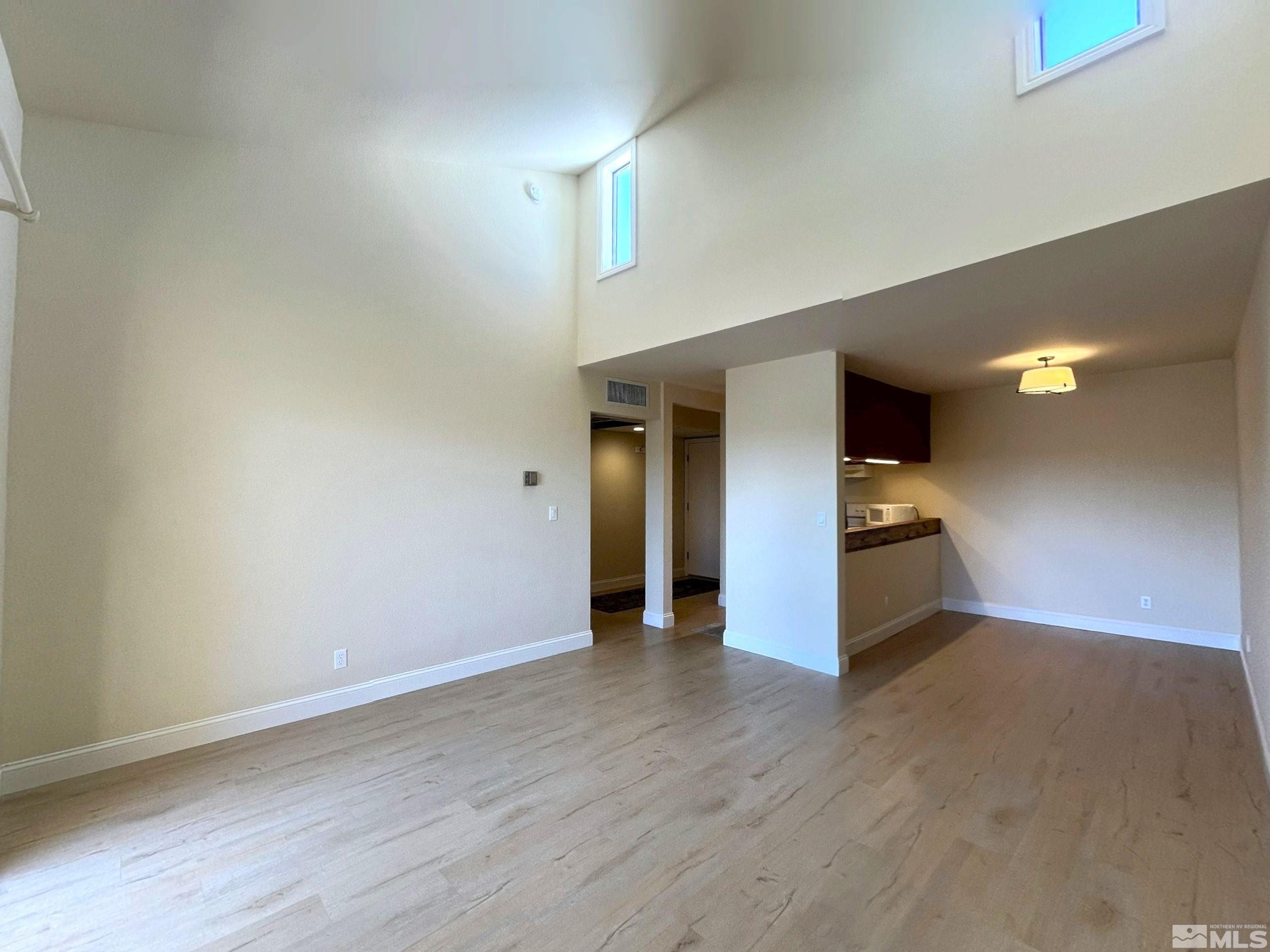 2750 Plumas St Property Photo 3