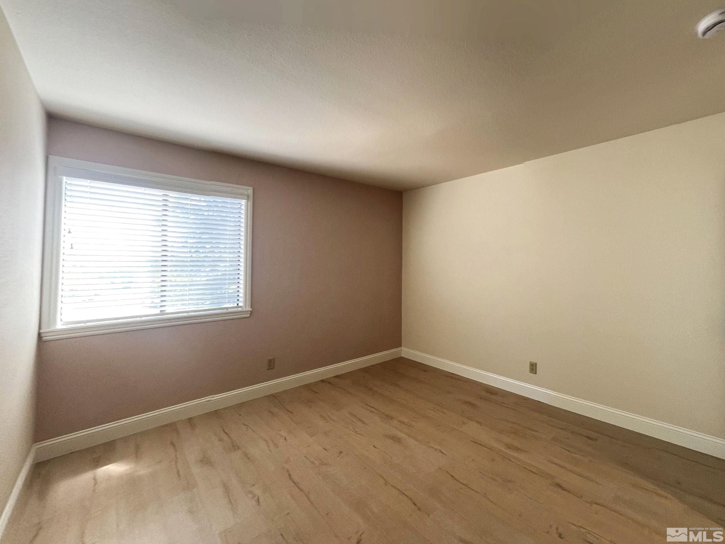 2750 Plumas St Property Photo 7