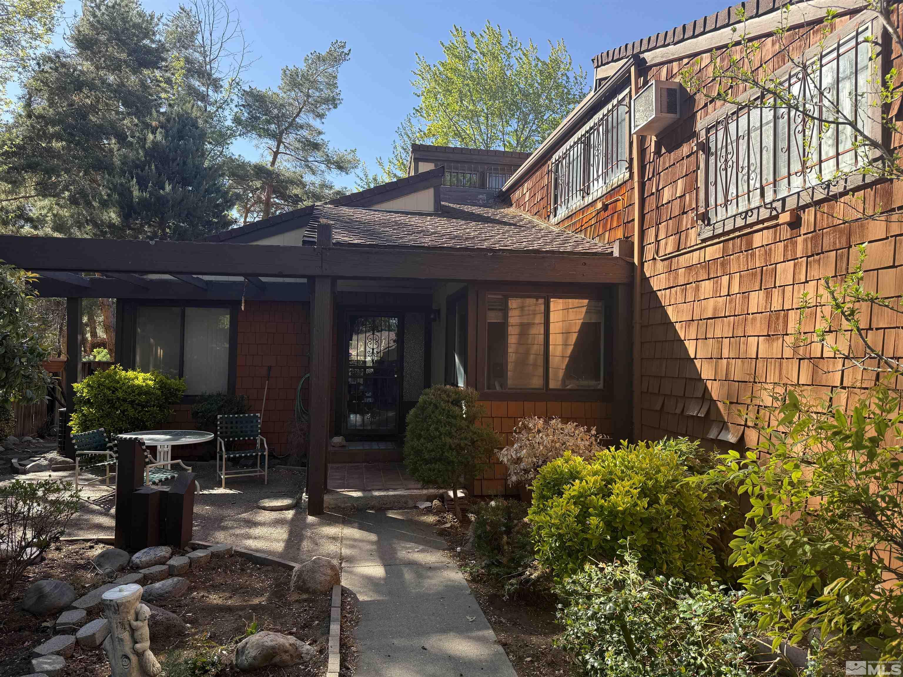 360 E Riverview Cir Property Image