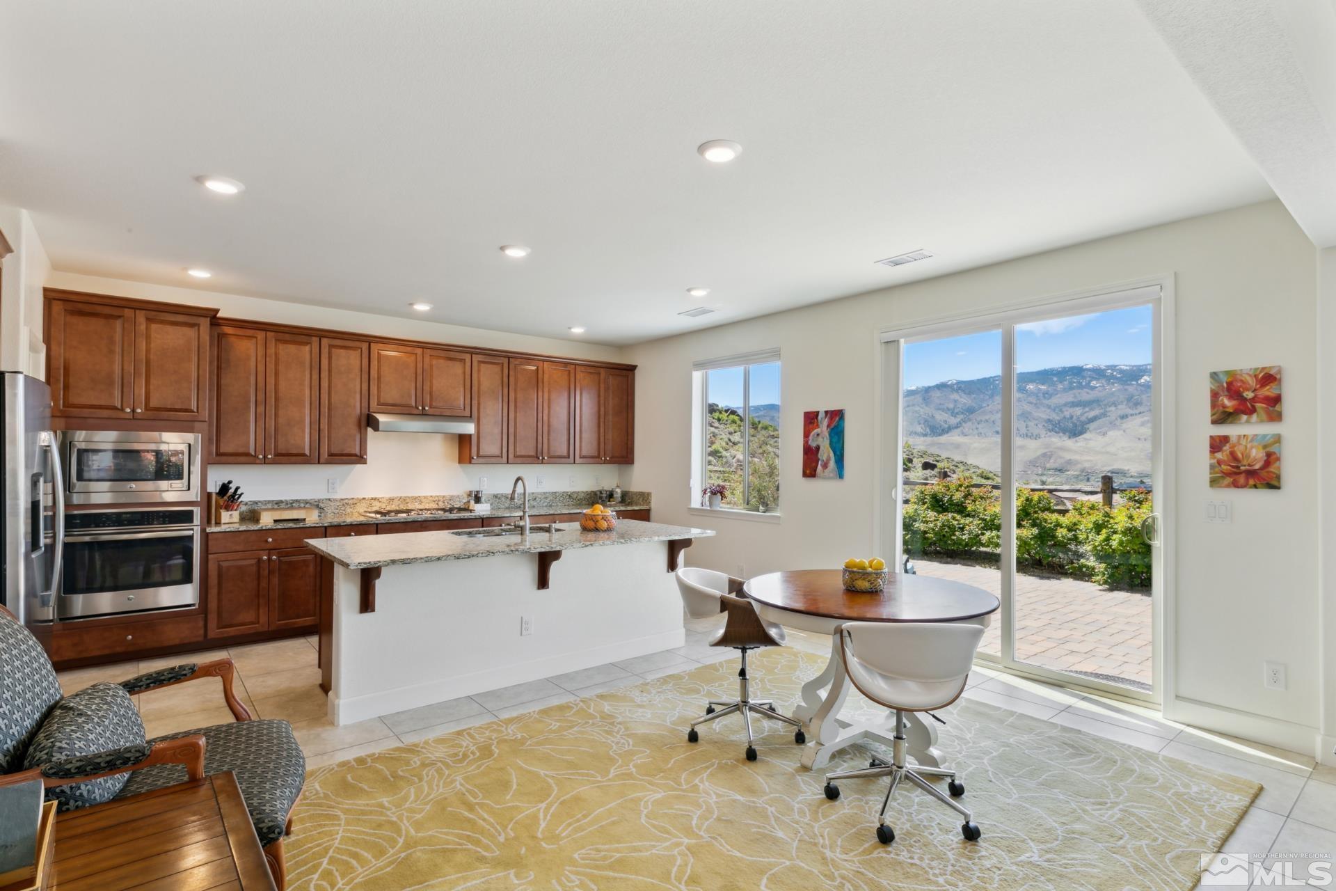 8770 Lost Creek Court Property Photo 10