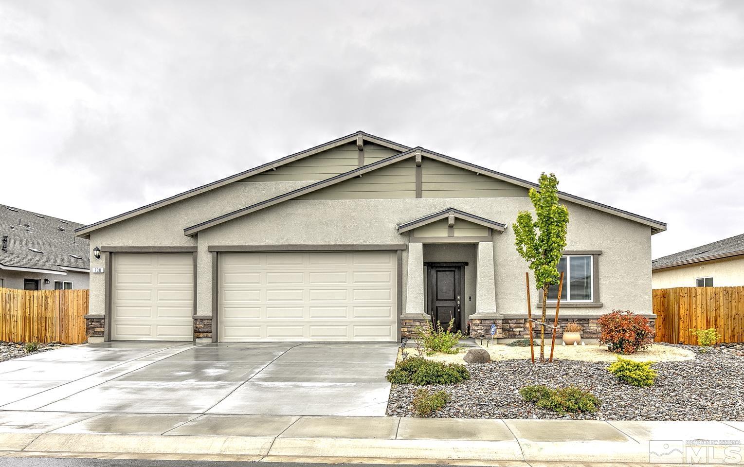 738 Butte Creek Road Property Photo 1