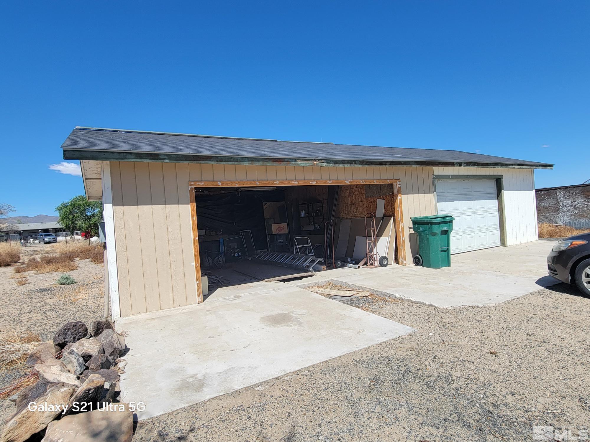3060 E 2nd Street Property Photo 6